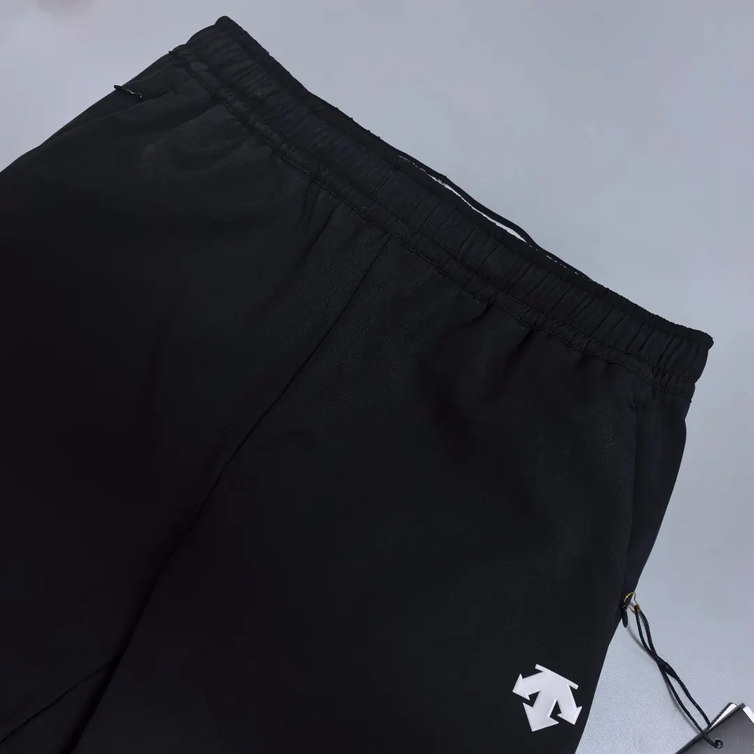 Descente Training Water-Repellent Fleece-Lined Trousers D23518974 — view 3