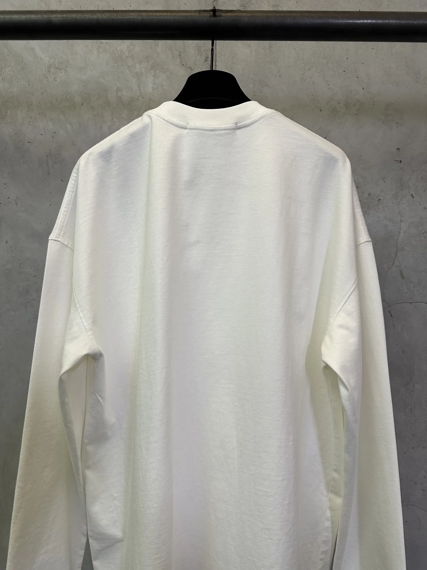 Logo Print Long-Sleeve Cotton T-Shirt D24012393 — view 5