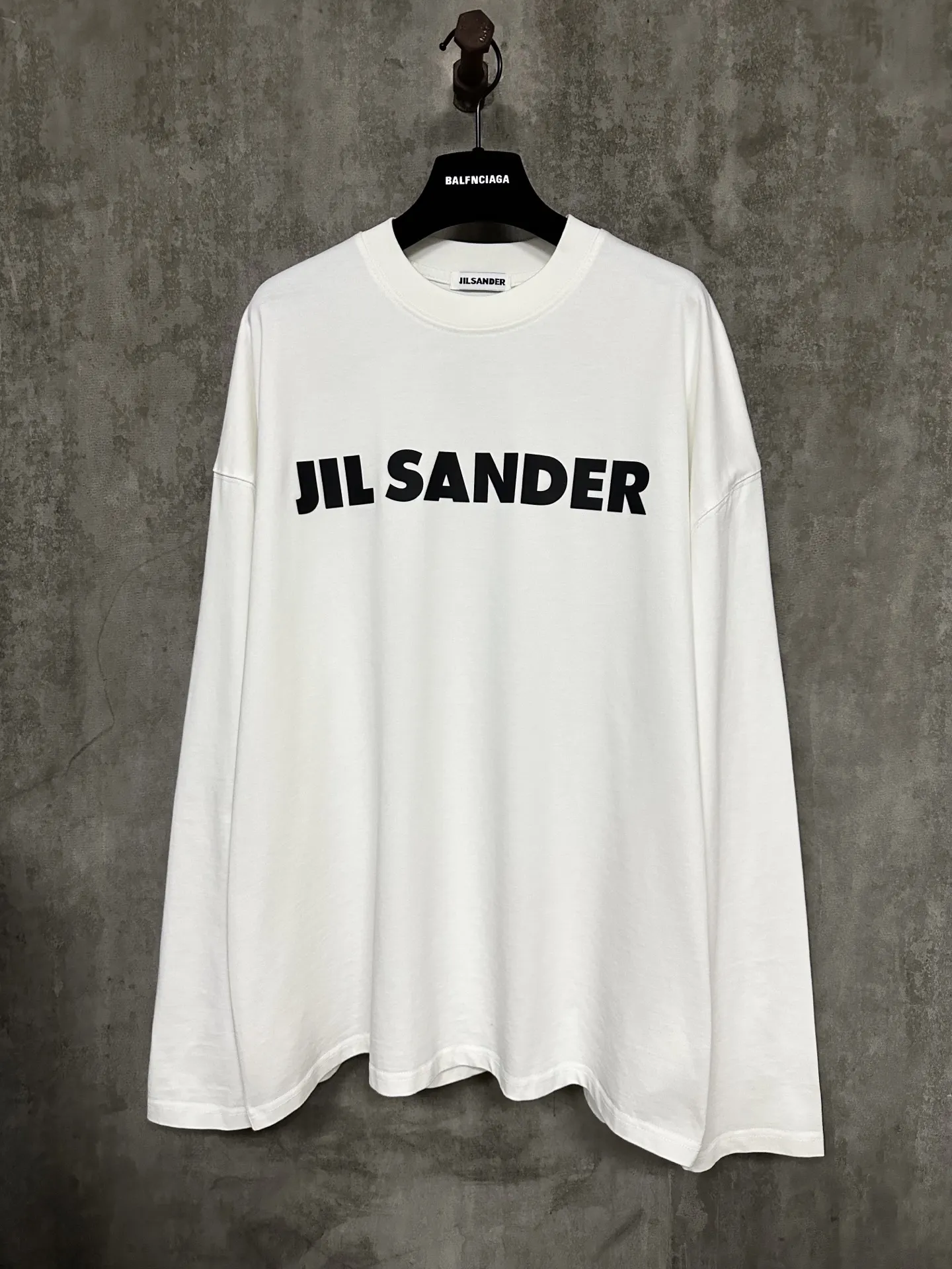 Logo Print Long-Sleeved Cotton T-Shirt D24015320