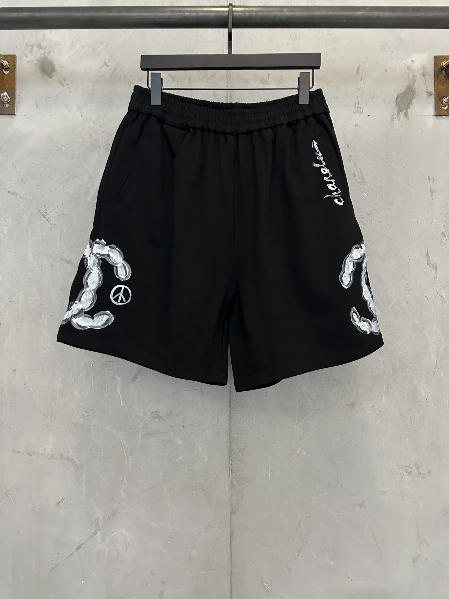 Hand-Painted Logo Loopback Cotton Shorts D24011891