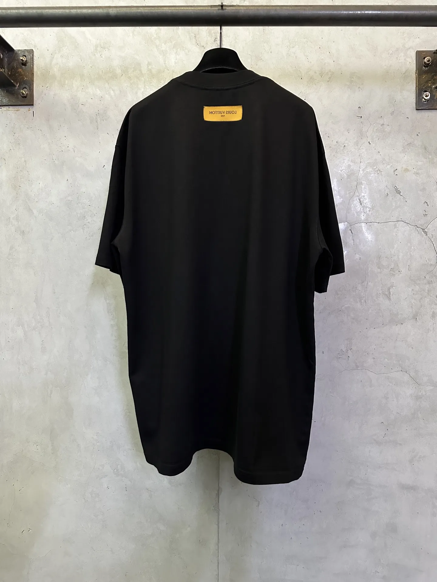Pearl Logo Calligraphy Cotton T-Shirt D24012348 — view 2