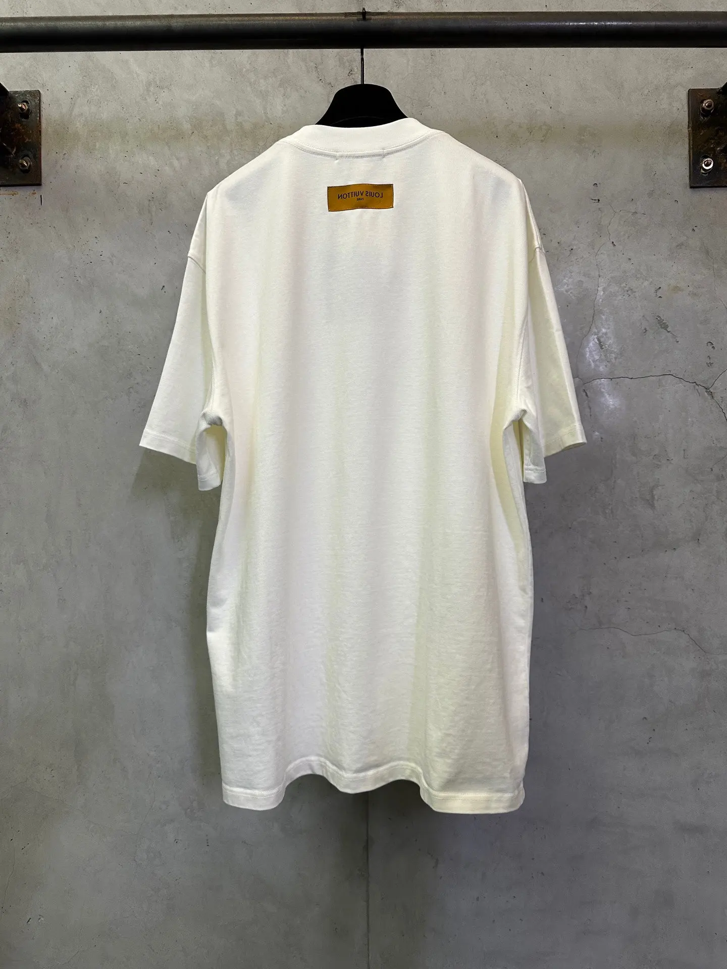 Embellished Logo Heavyweight Cotton T-Shirt D24011931 — view 2