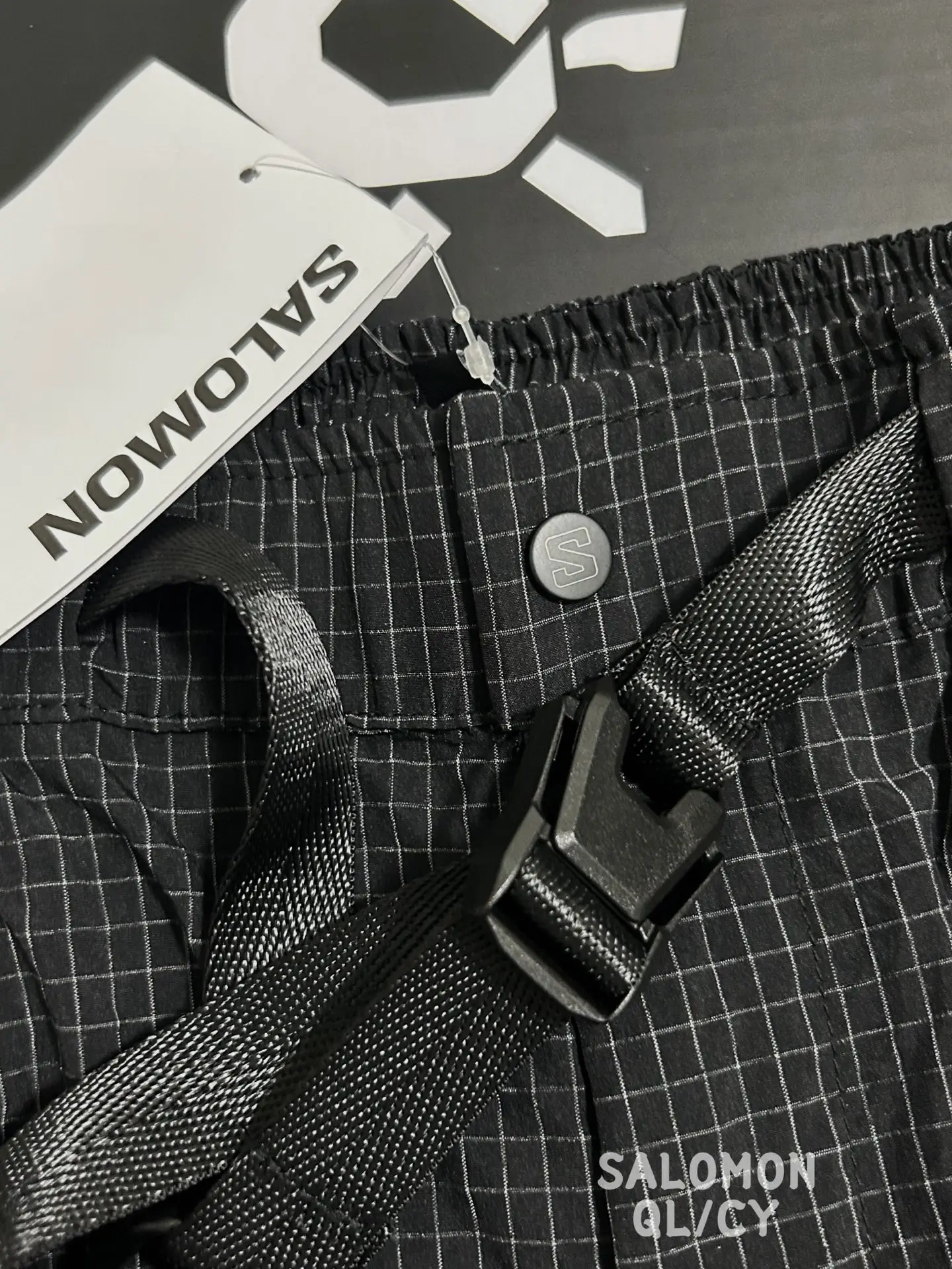 Salomon Pinnacle LT Quick-Dry Cargo Shorts D25011099 — view 4
