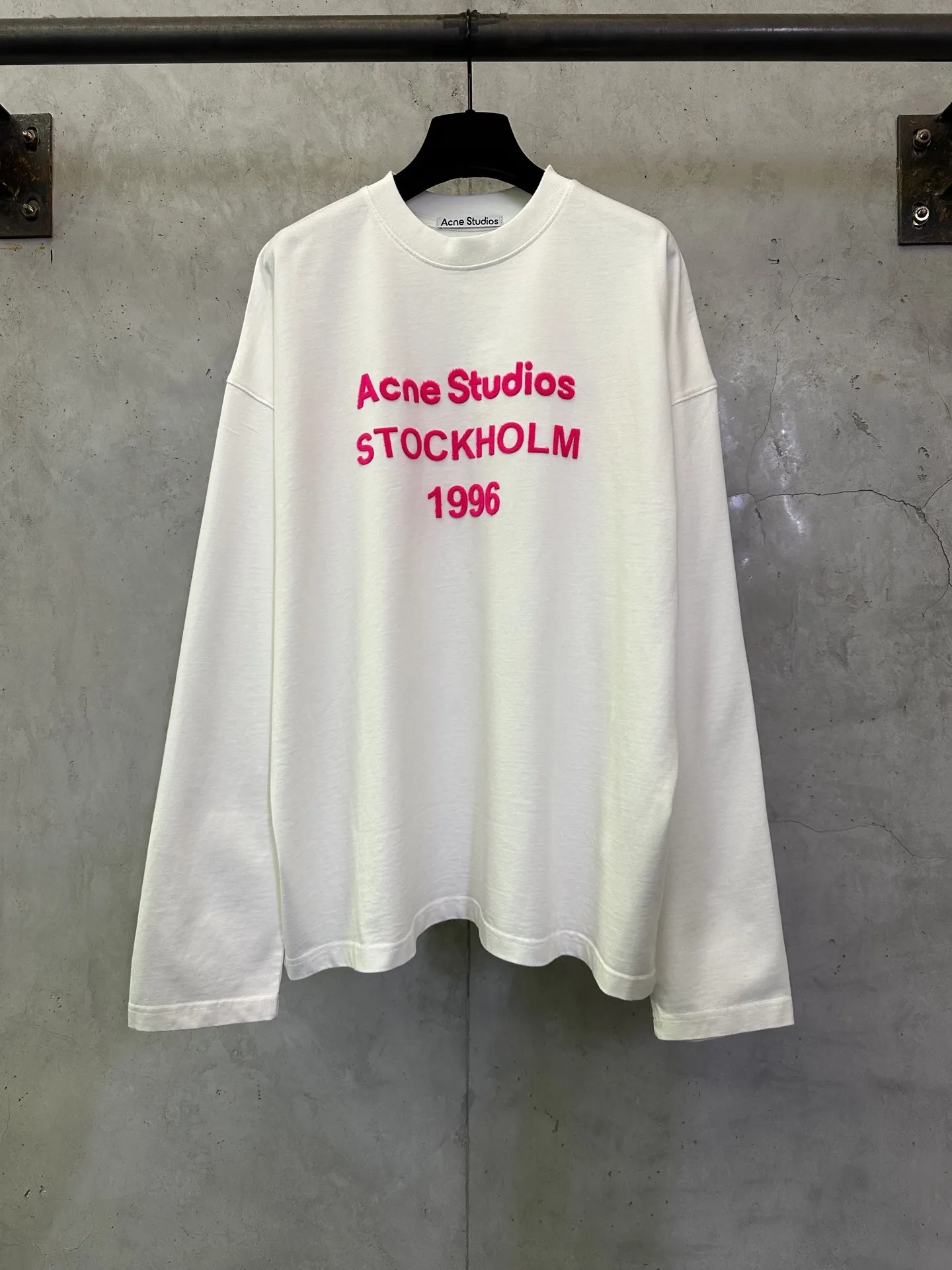 Logo-Embroidered Long-Sleeved T-Shirt D25012494