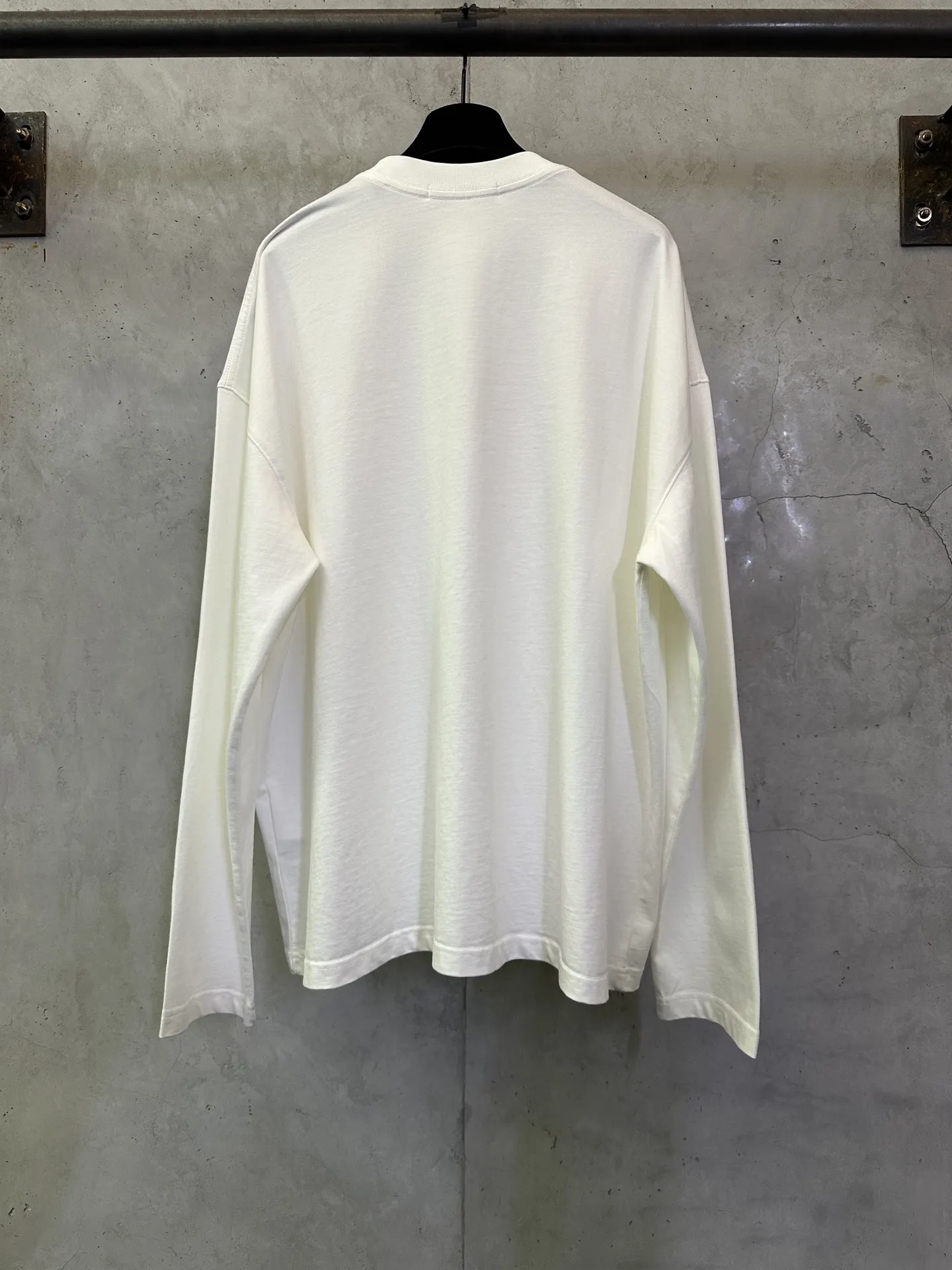 Logo-Embroidered Long-Sleeved T-Shirt D25012494 — view 2