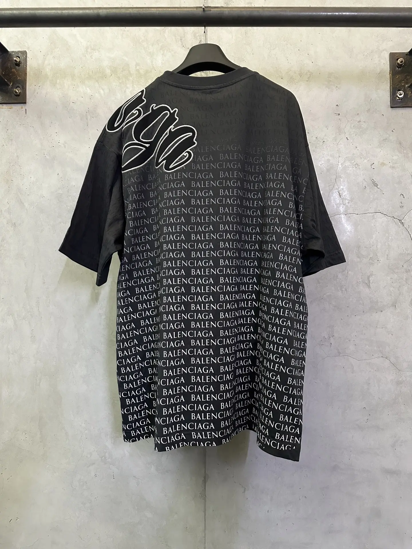 Logo-Print Oversized Cotton-Jersey T-Shirt D25012366 — view 2