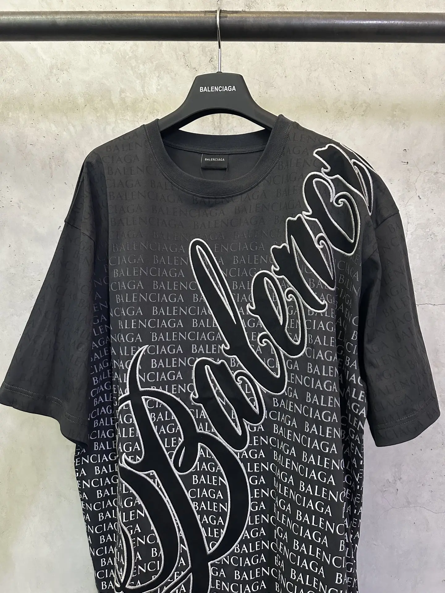 Logo-Print Oversized Cotton-Jersey T-Shirt D25012366 — view 3
