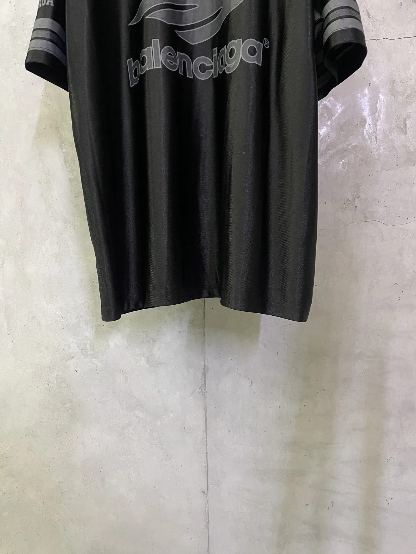 Logo-Embroidered Oversized Football Jersey D25015278 — view 4