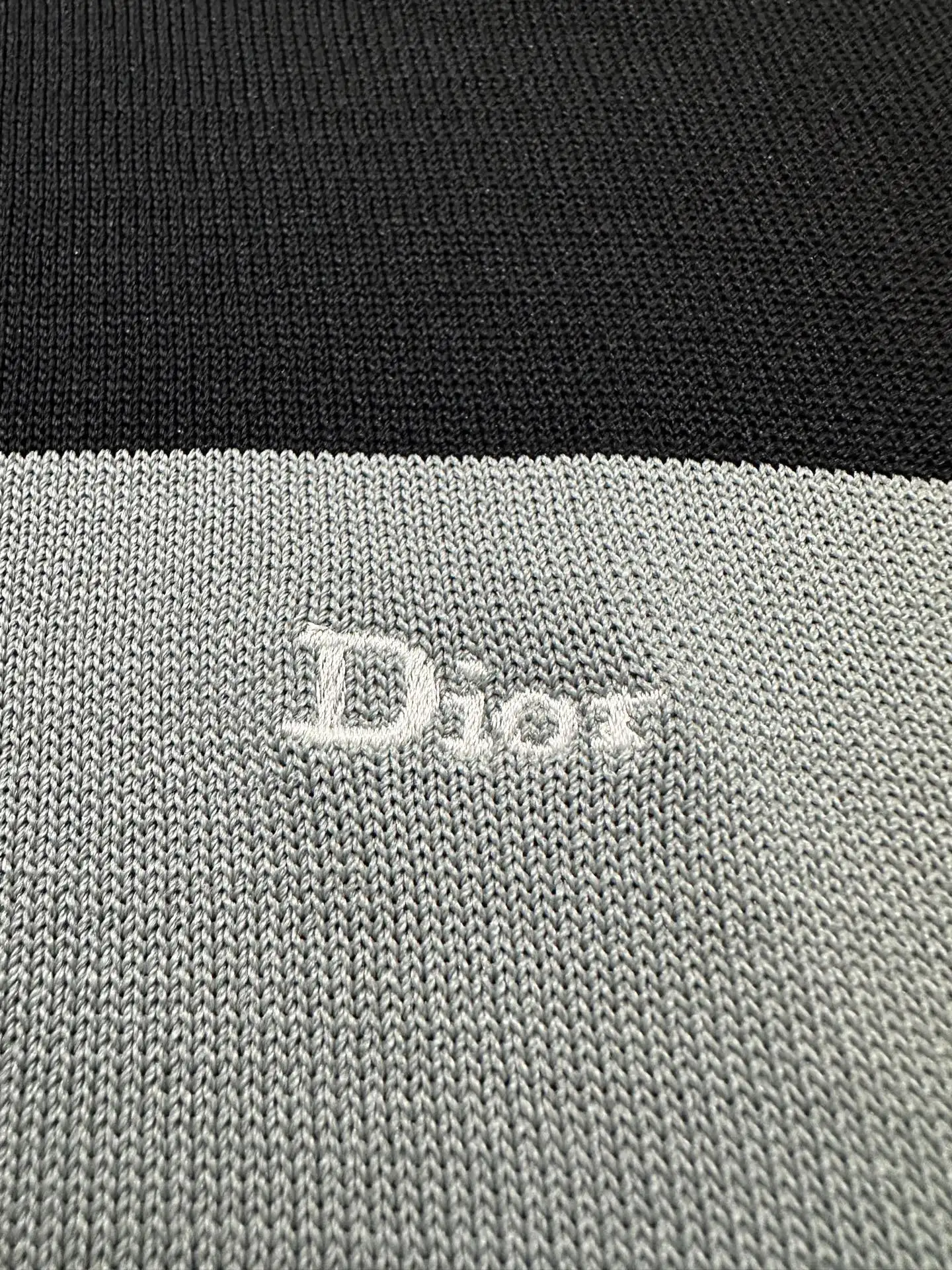 Logo Embroidered Striped Knit T-Shirt D25018910 — view 7