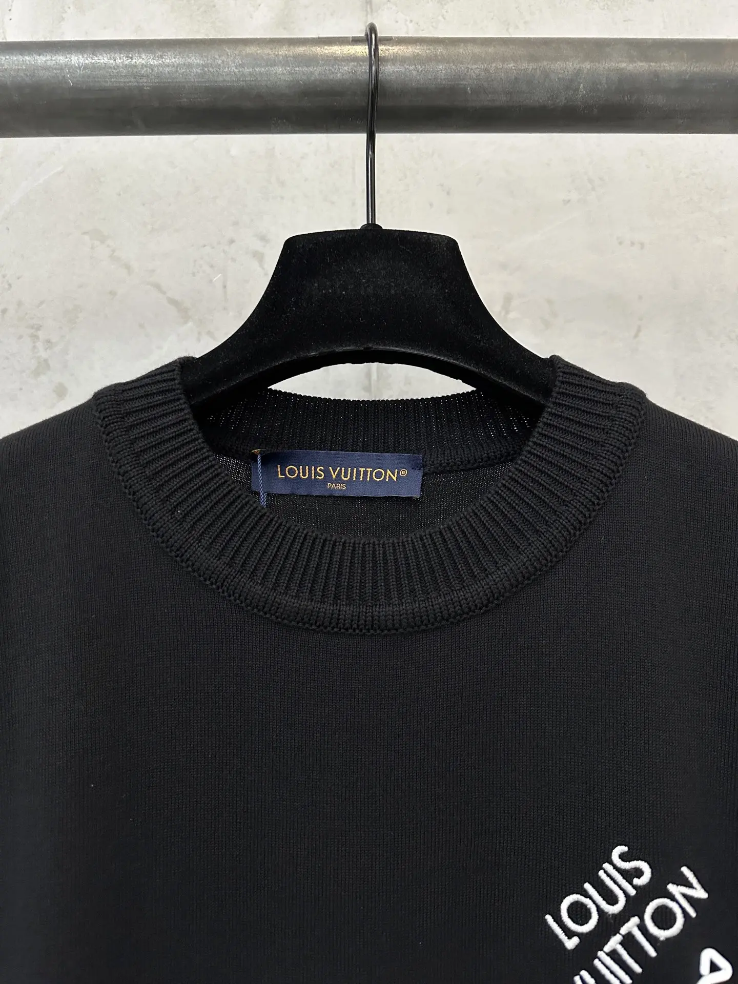 Logo Embroidered Cotton T-Shirt D25011207 — view 5