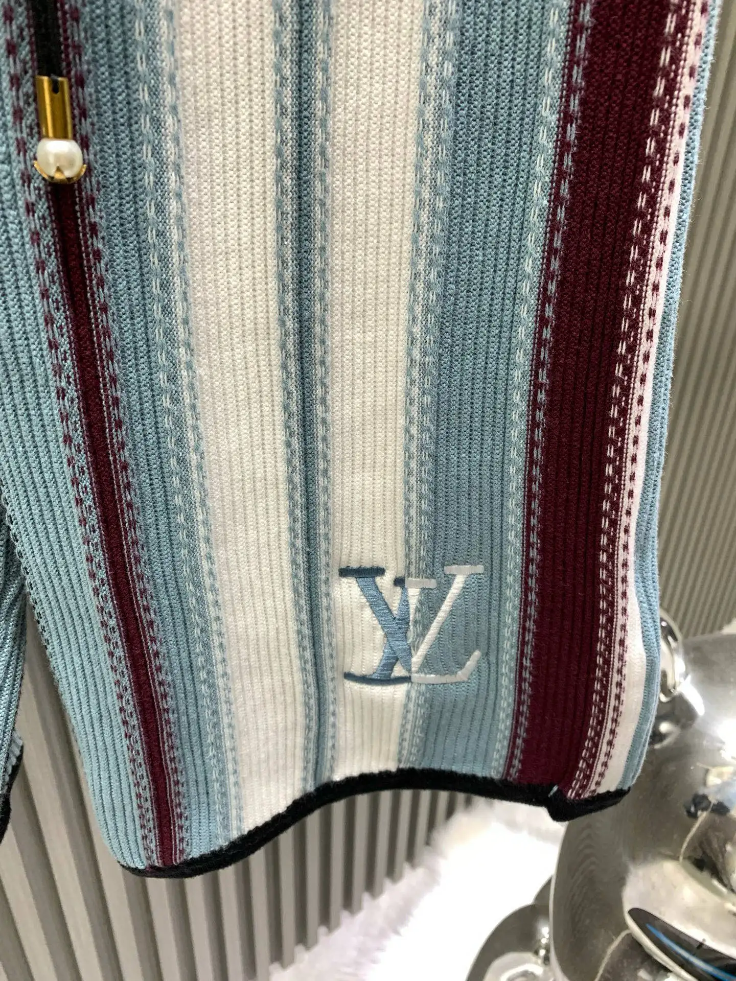 Striped Jacquard Knit Shorts D25014119 — view 7