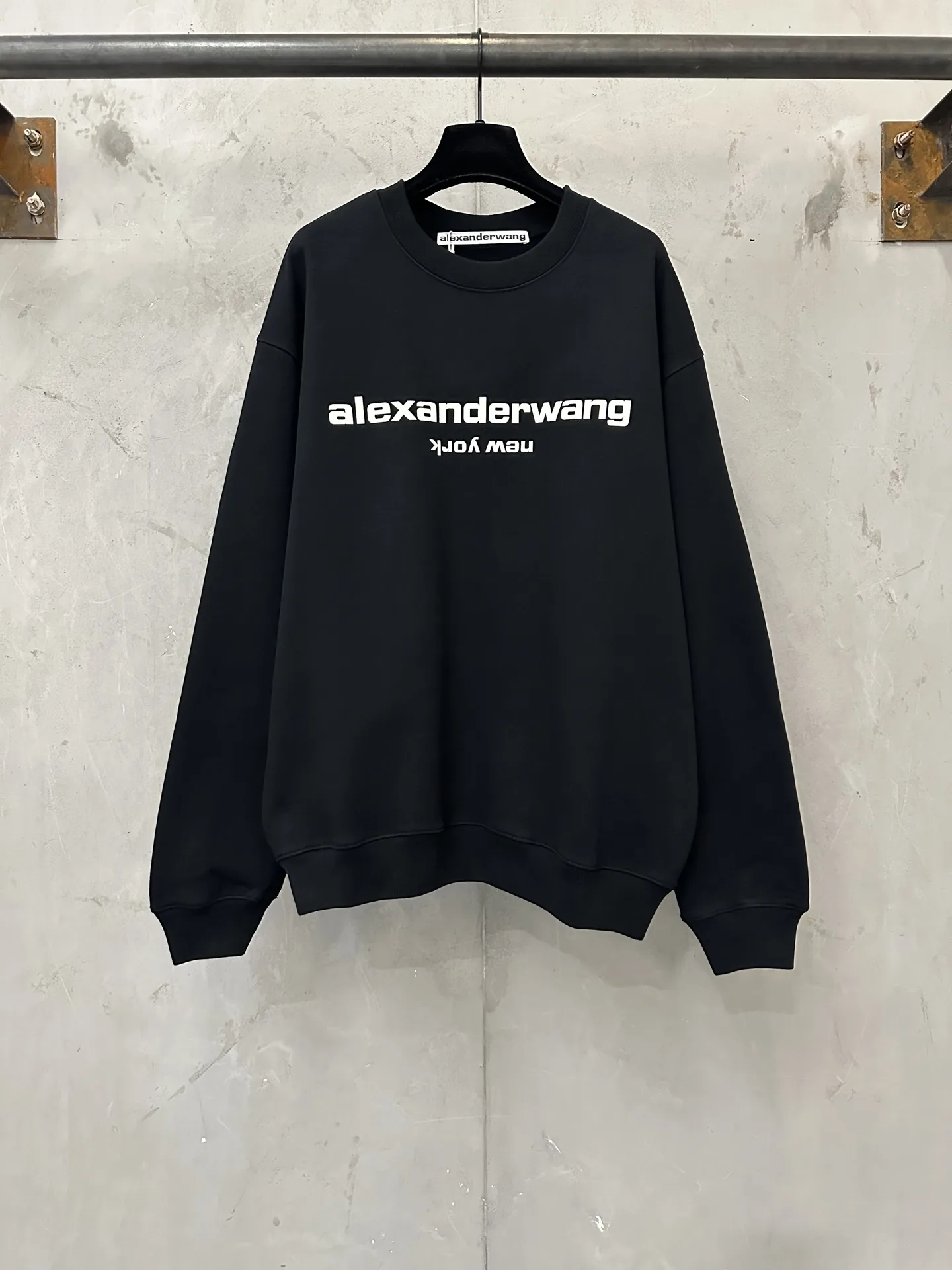 Logo Print Heavyweight Cotton Sweatshirt D25018856