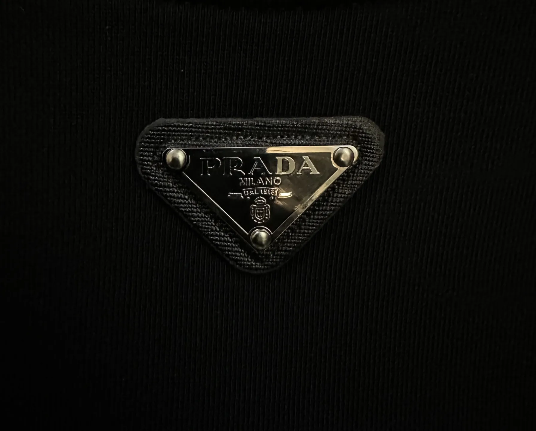 Logo-Patch Heavyweight Cotton Sweatshirt D25020532 — view 8