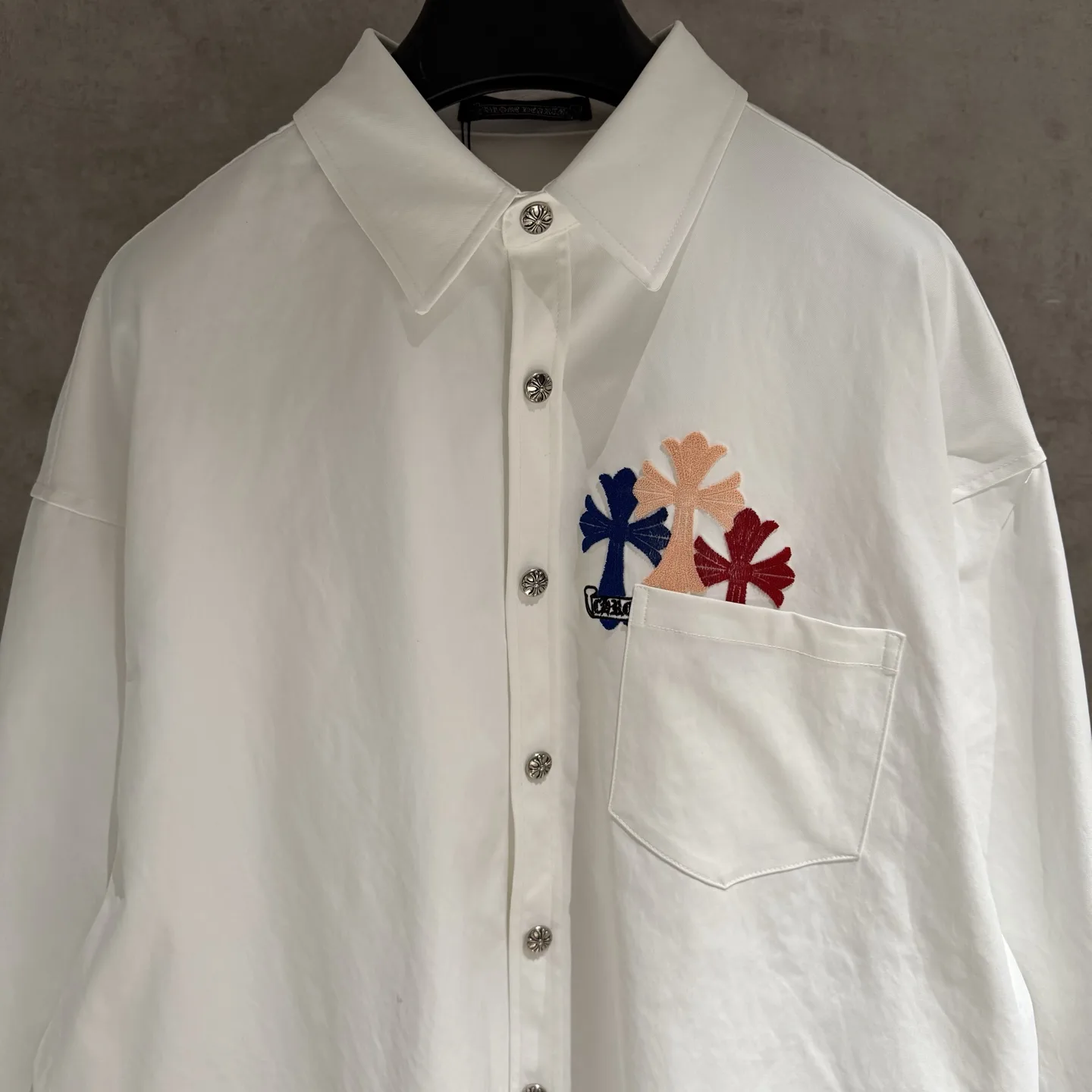 Embroidered Cross Oversized Cotton Shirt D25523674 — view 3