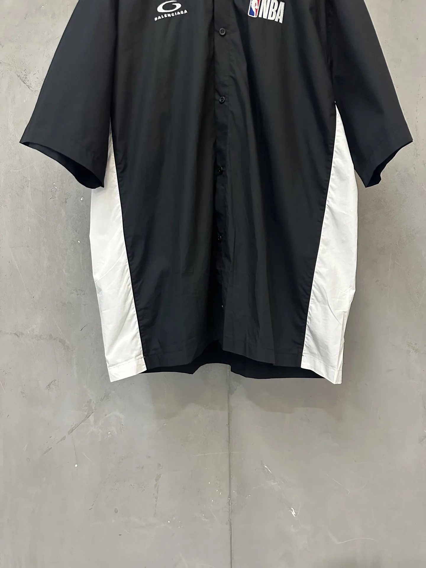 NBA Logo V-Neck Baseball Shirt D26022228 — view 4