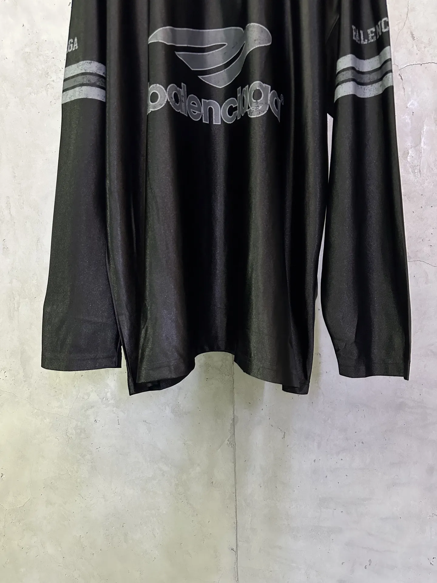 Logo-Embroidered Long-Sleeve Rugby Jersey D26012490 — view 4