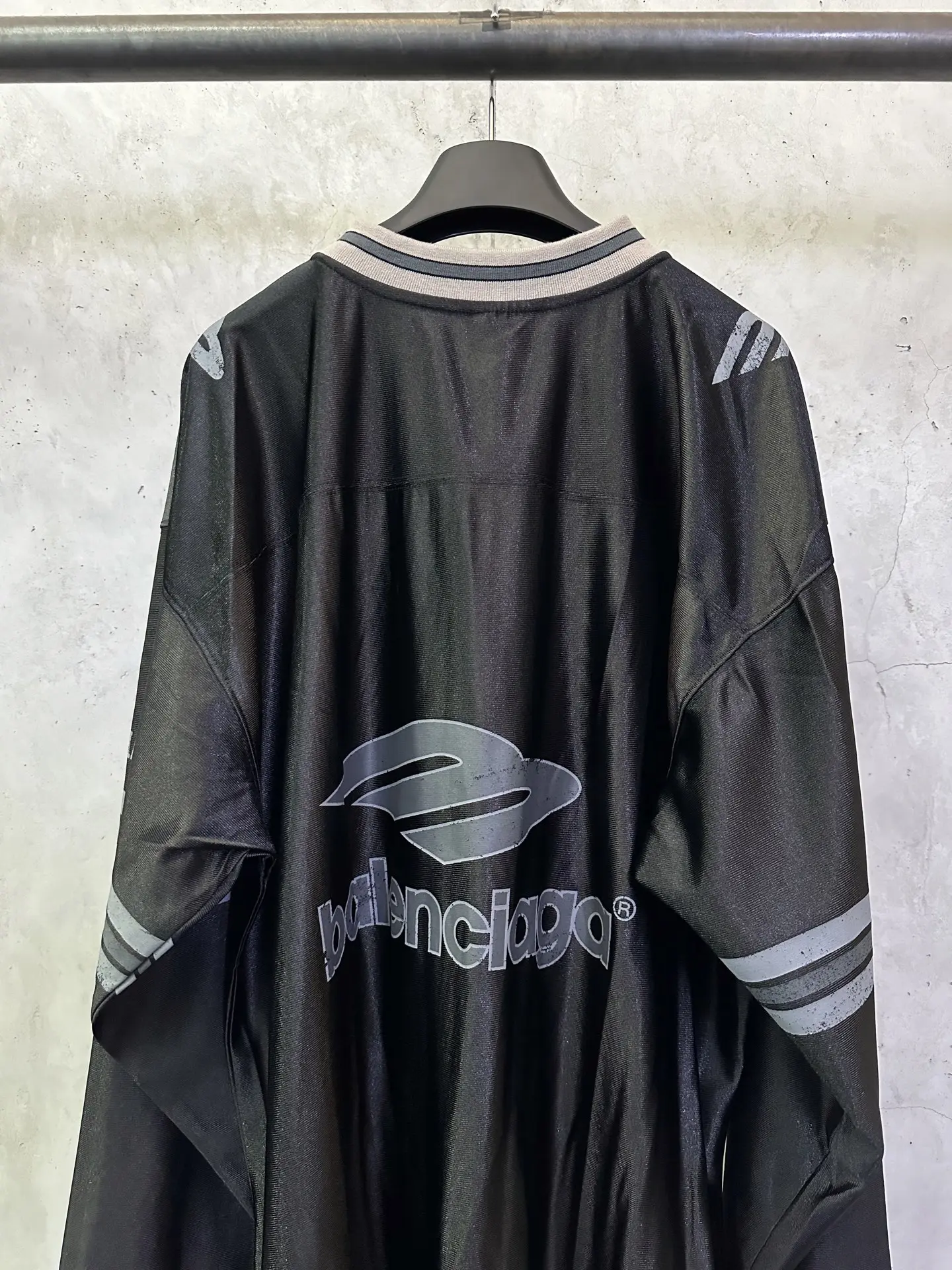 Logo-Embroidered Long-Sleeve Rugby Jersey D26012490 — view 5