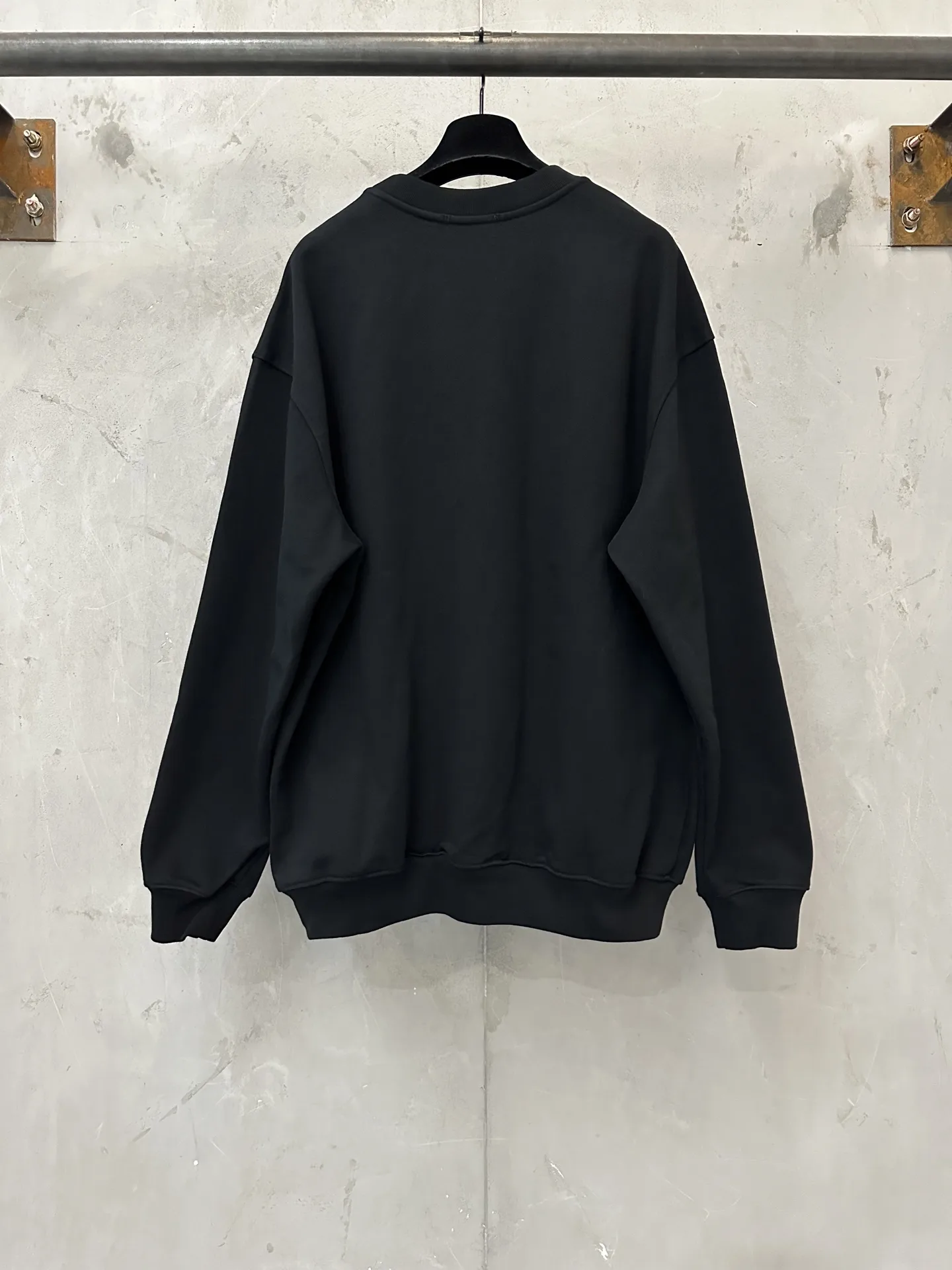 Triomphe Logo Embroidered Cotton Sweatshirt D26023114 — view 2
