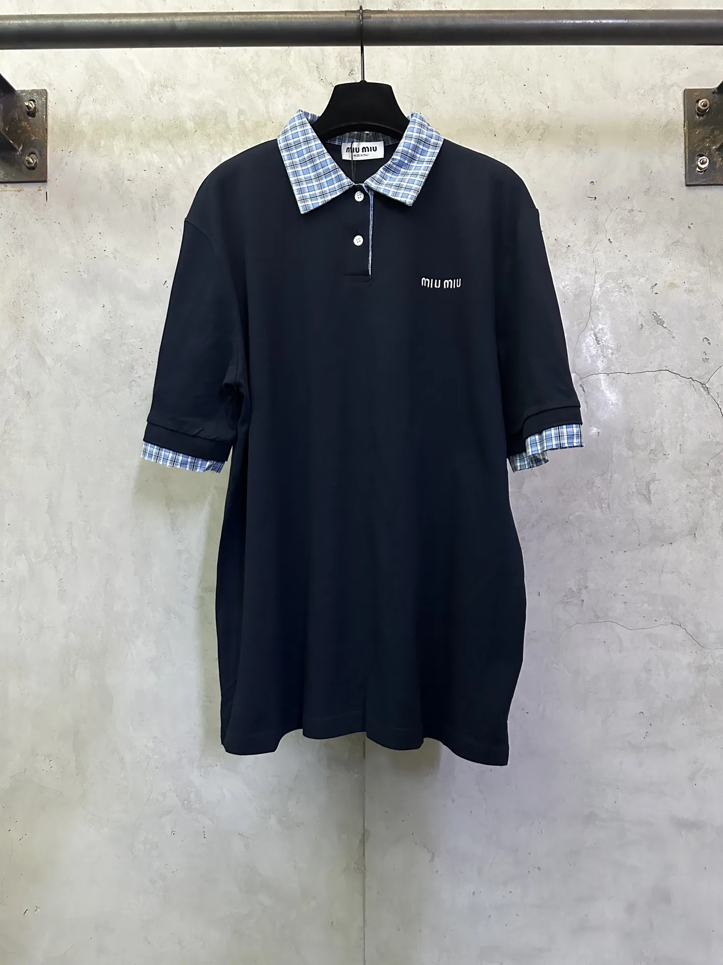 Contrast Check Collar Logo Polo Shirt D26012370