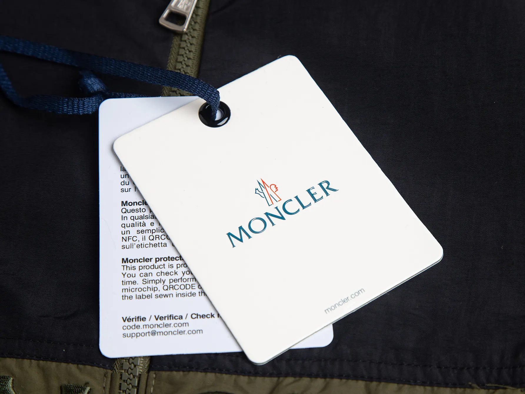 Moncler Color-Block Hooded Windbreaker Jacket D26015909 — view 16