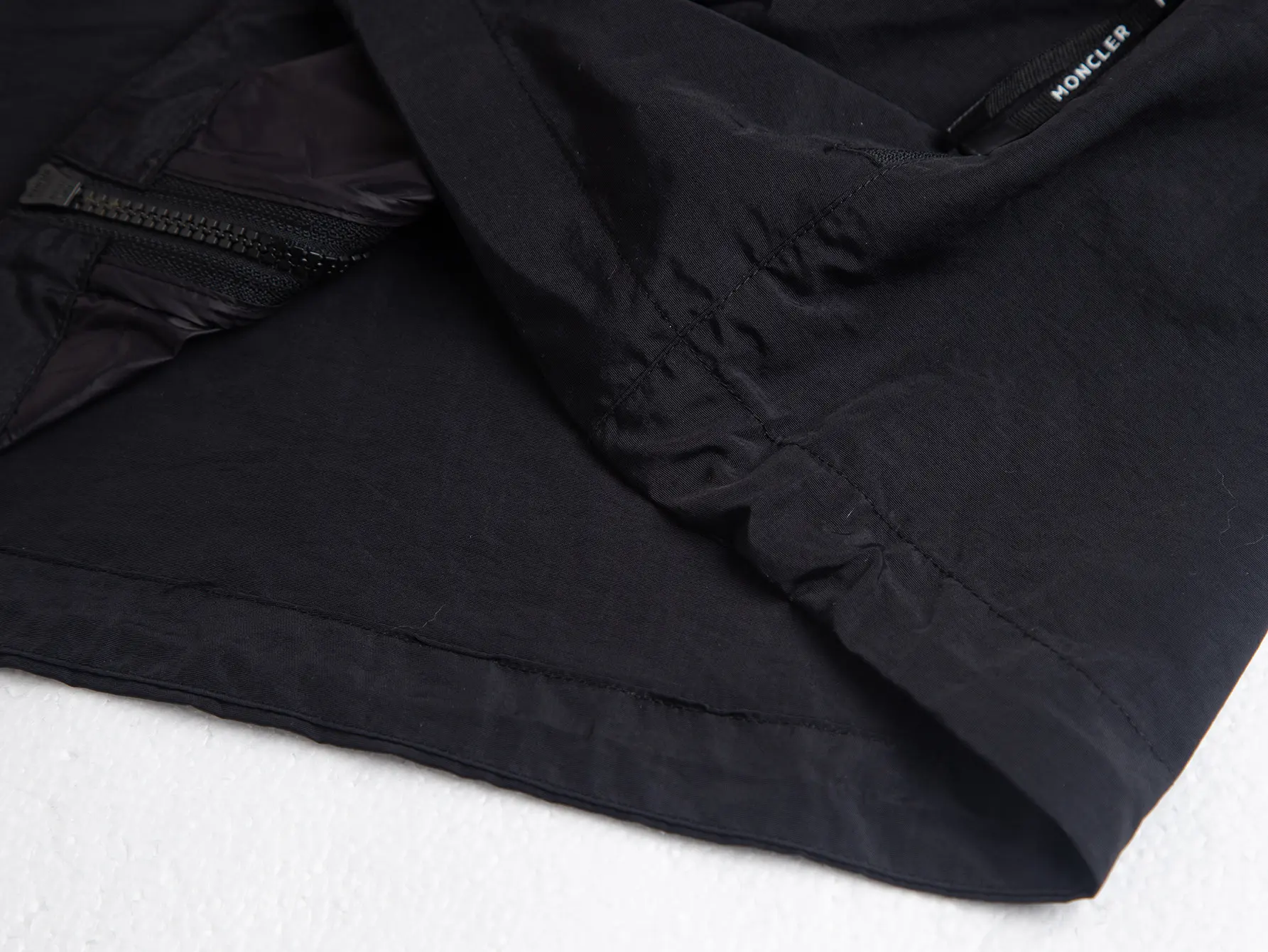 Logo-Embroidered Hooded Windbreaker Jacket D26015908 — view 6