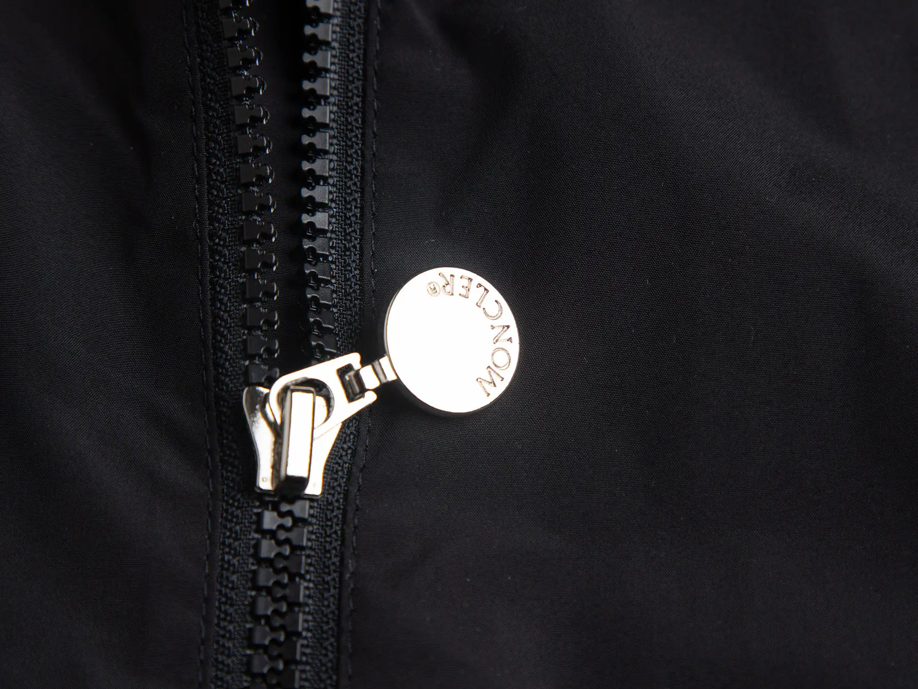 Striped Webbing Hooded Windbreaker Jacket D26015910 — view 4