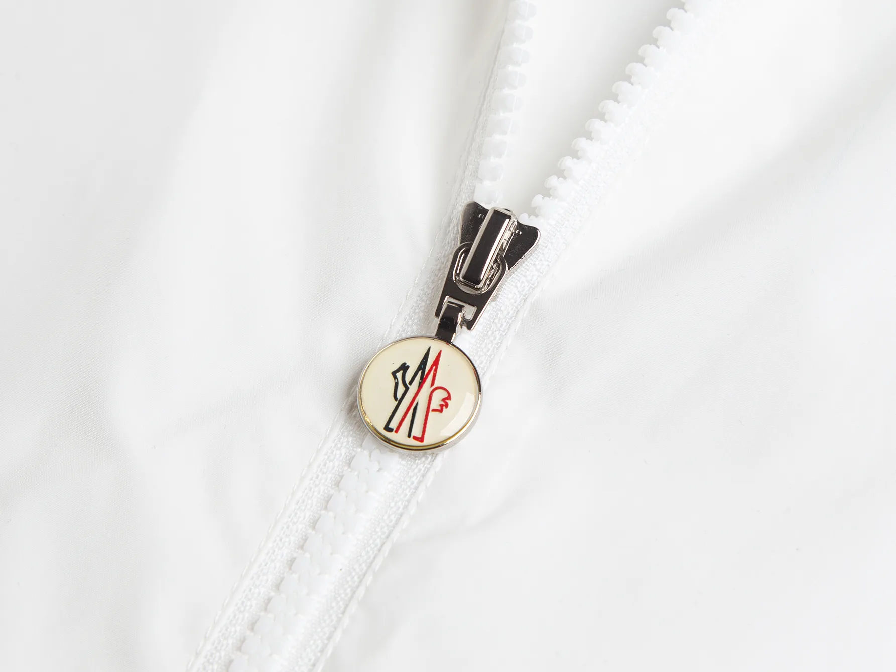 Striped Hooded Windbreaker Jacket D26015912 — view 4