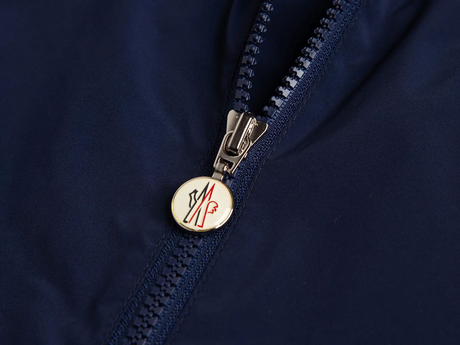 Striped Webbing Hooded Windbreaker Jacket D26015911 — view 5