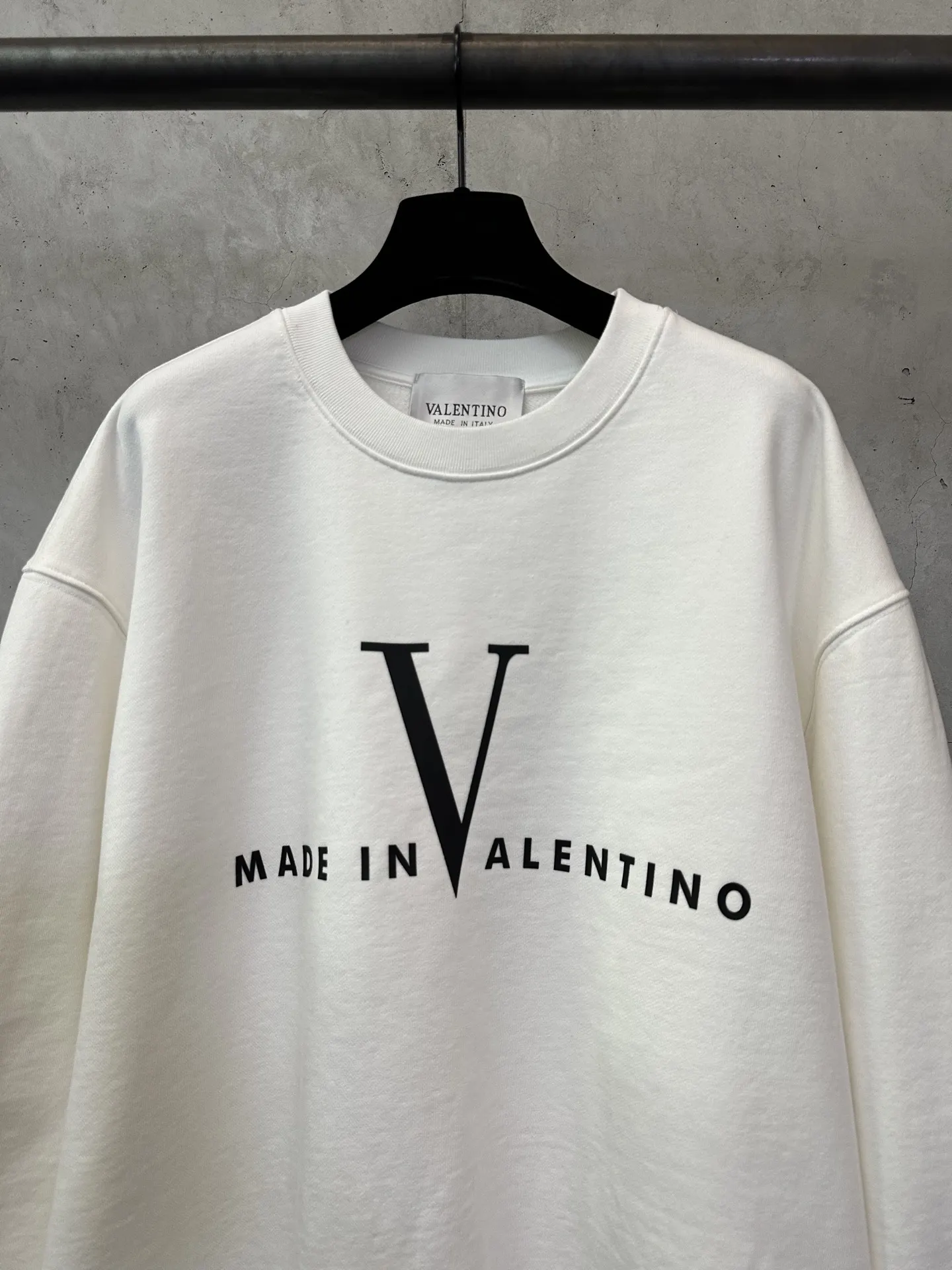 Logo Print Heavyweight Cotton Sweatshirt D26022235 — view 3