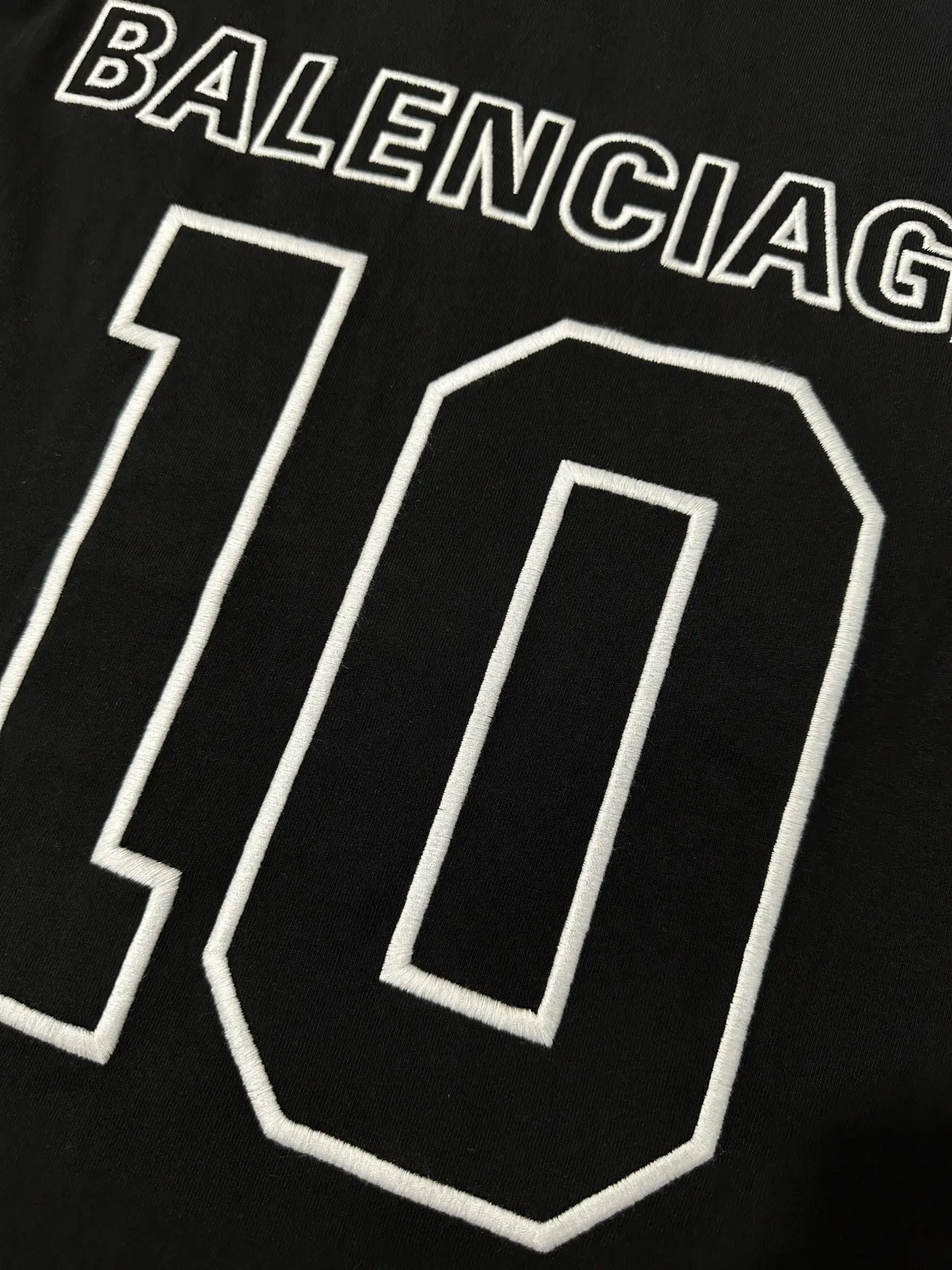 NBA Logo Embroidered Long-Sleeve Jersey T-Shirt D27023757 — view 8