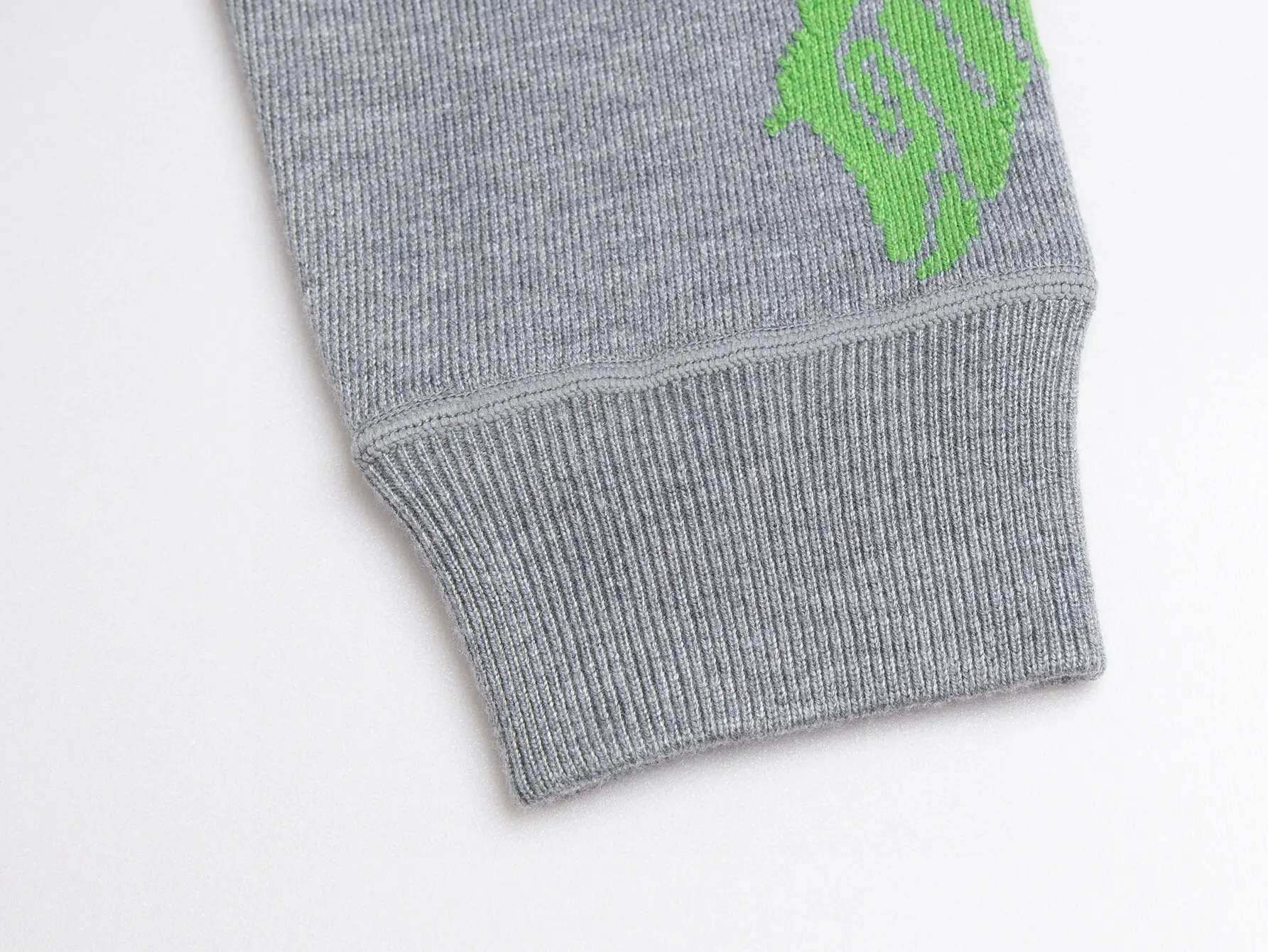 Reversible Logo Jacquard Cashmere-Blend Zip-Up Hoodie D27016002 — view 12