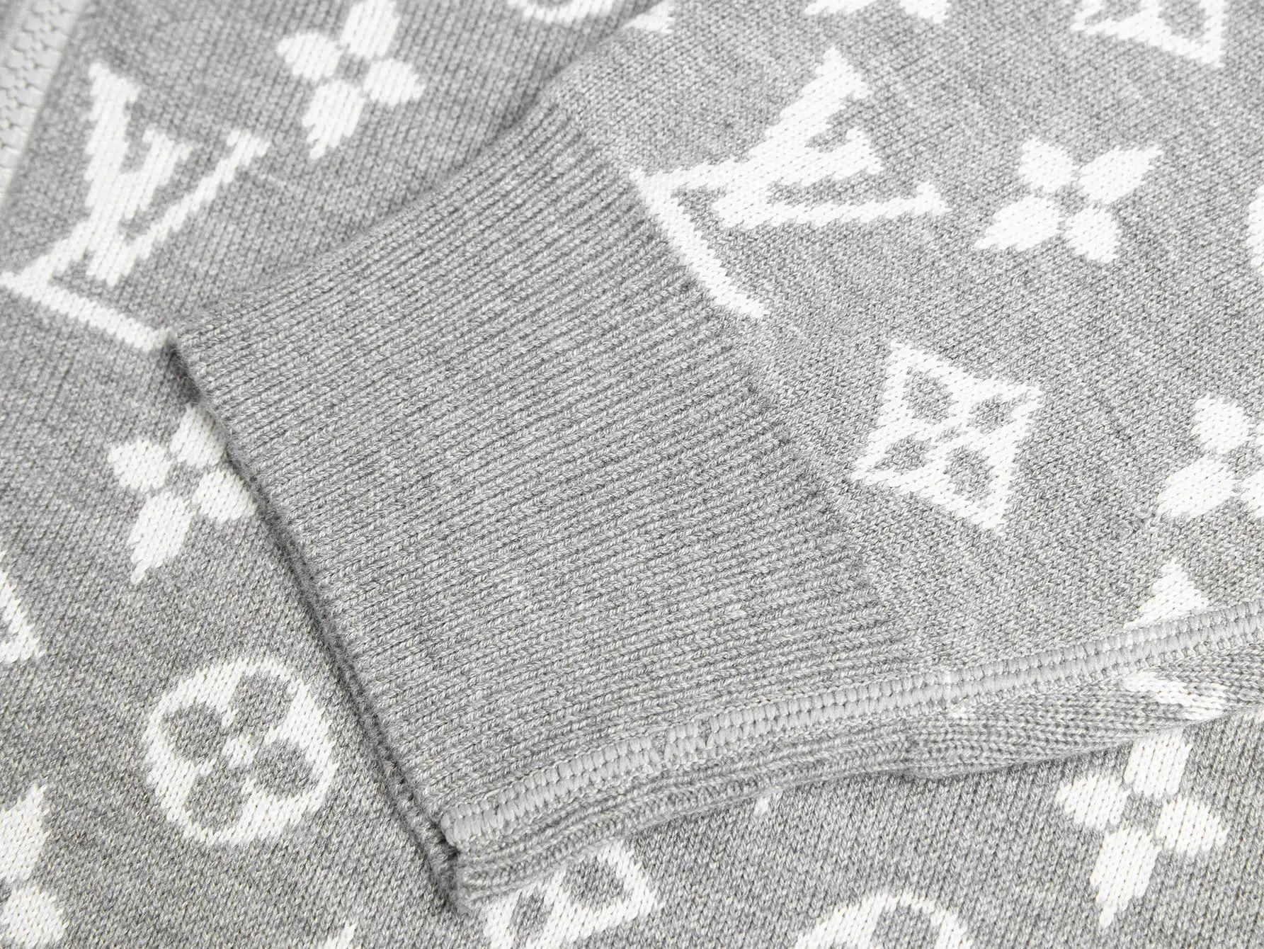 Monogram Reversible Cashmere-Blend Zip-Up Hoodie D27016001 — view 8