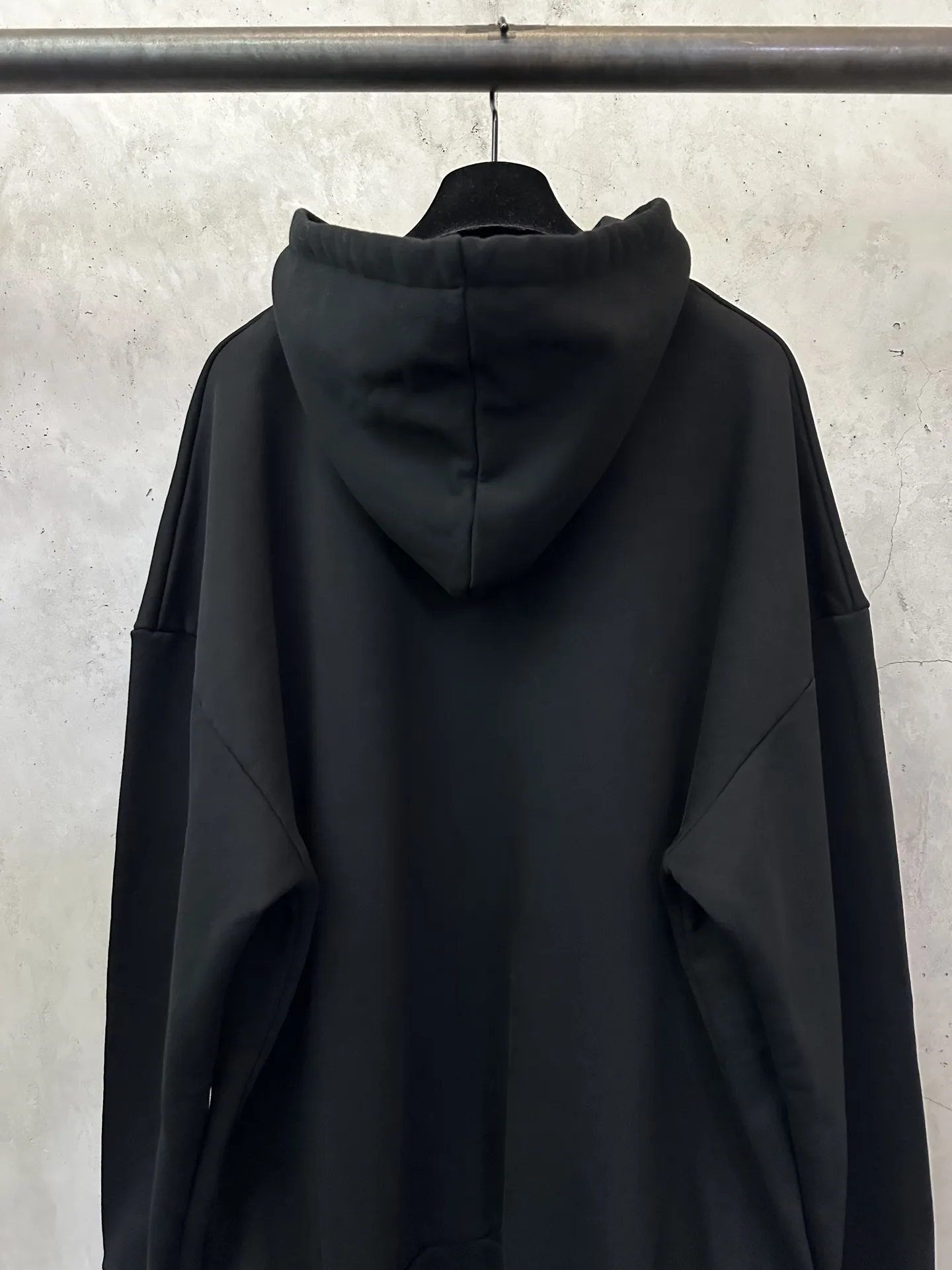 Logo Print Heavyweight Cotton Hoodie D27020534 — view 5