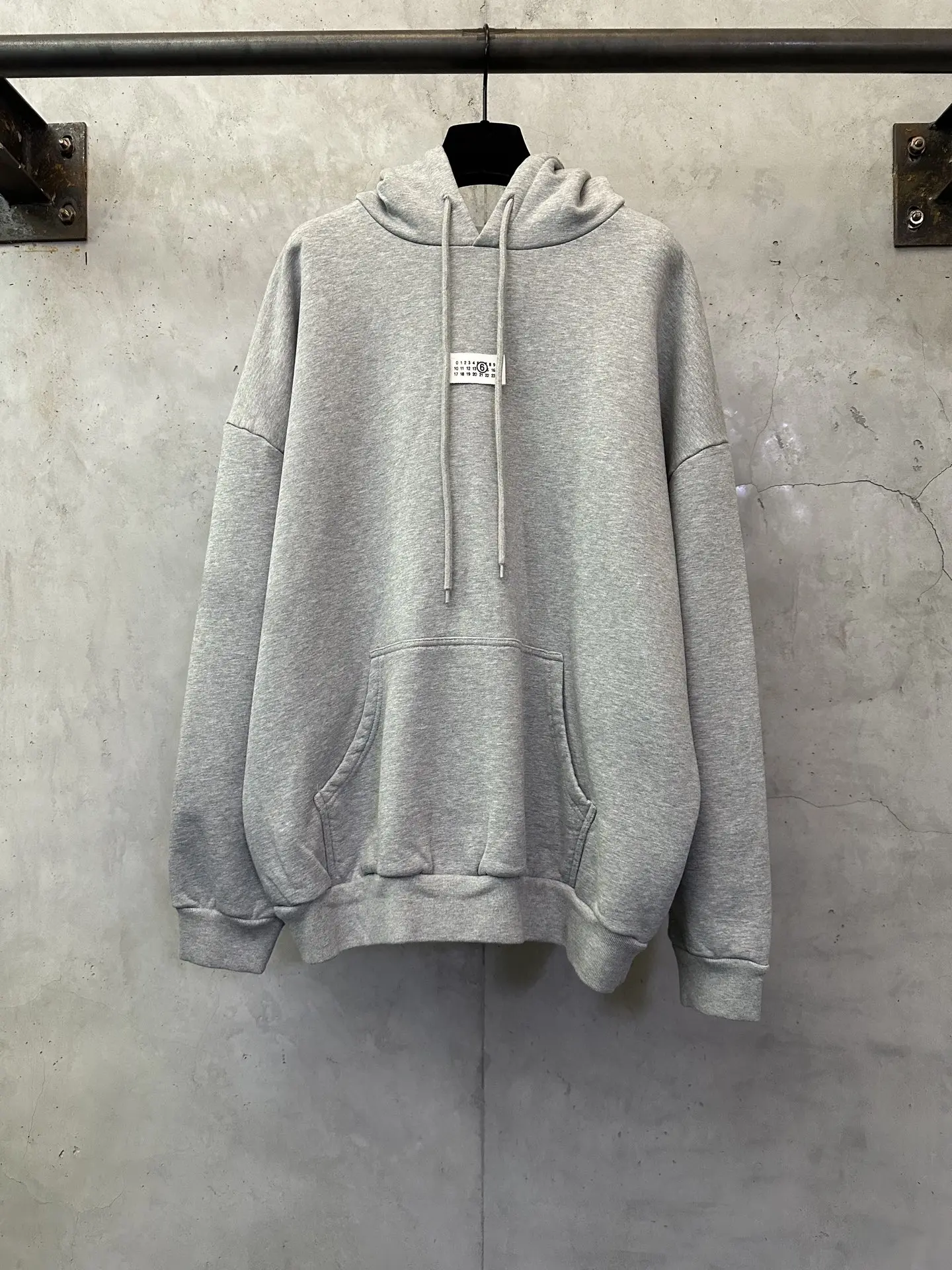 MM6 Maison Margiela Logo Label Oversized Hoodie D27020539
