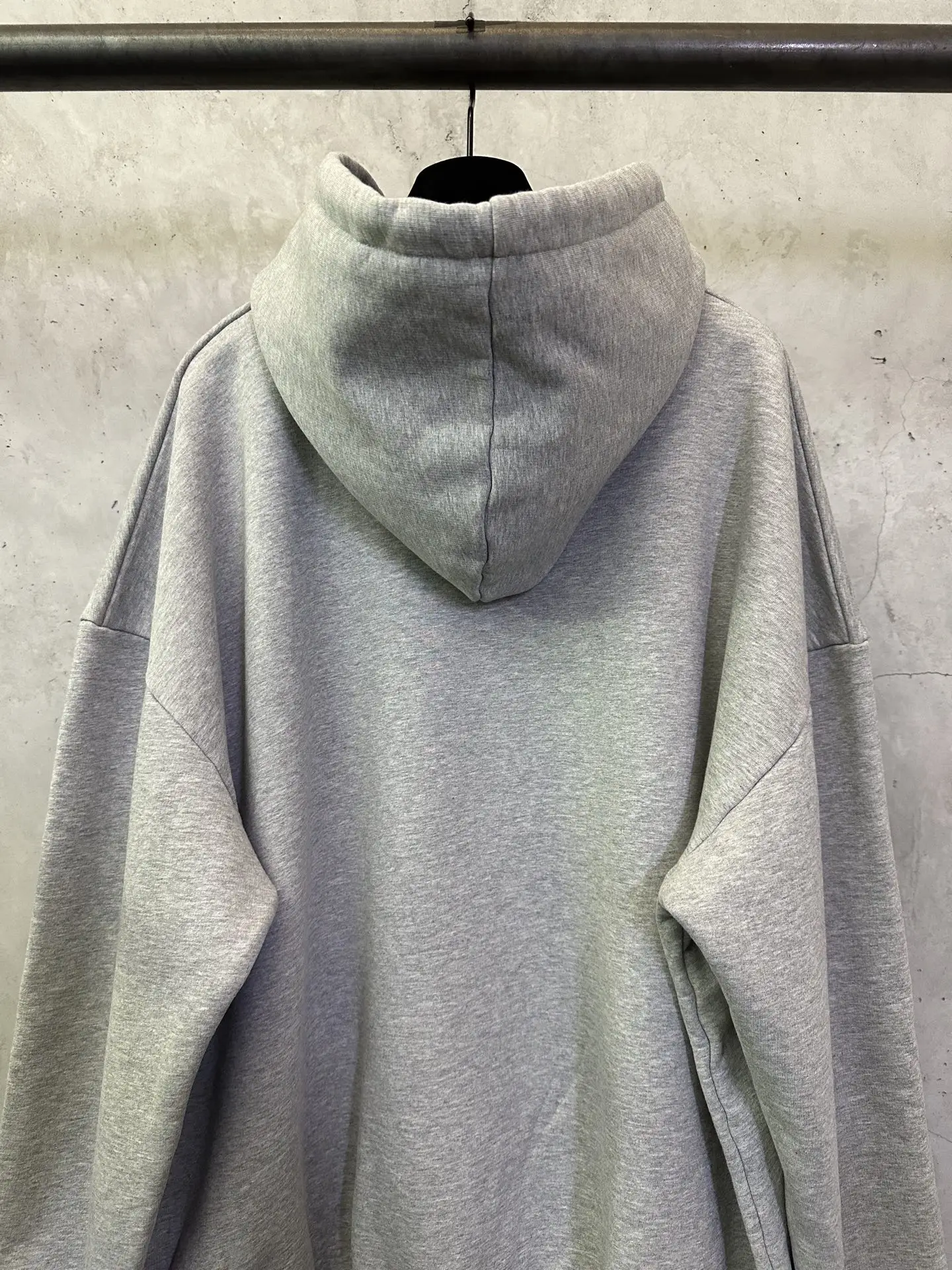 MM6 Numeric Logo Oversized Hoodie D27020516 — view 5