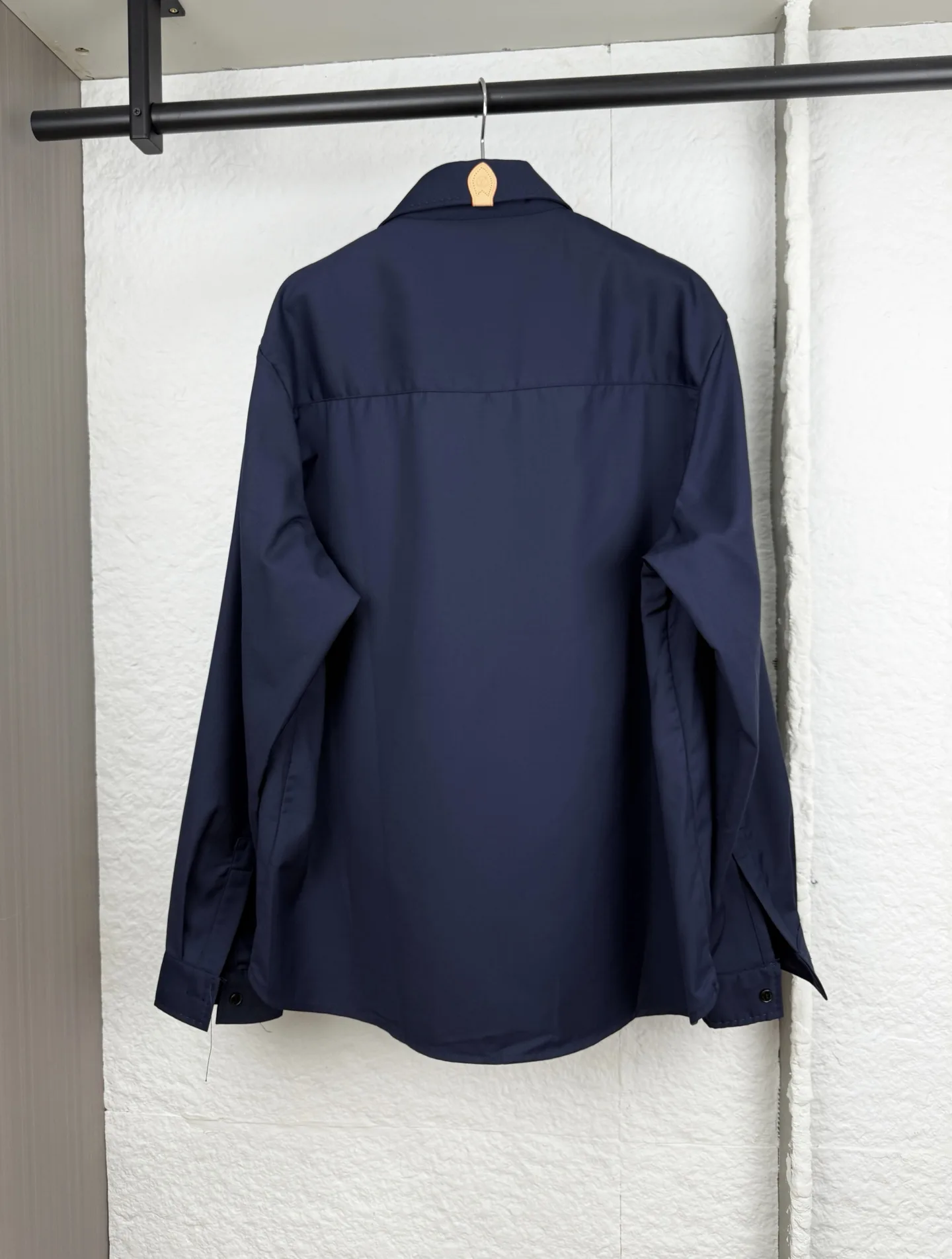 Double Pocket Long-Sleeve Overshirt D27513833 — view 2