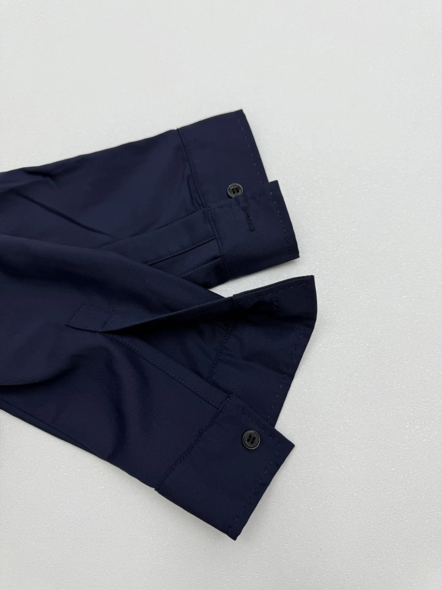 Double Pocket Long-Sleeve Overshirt D27513833 — view 7