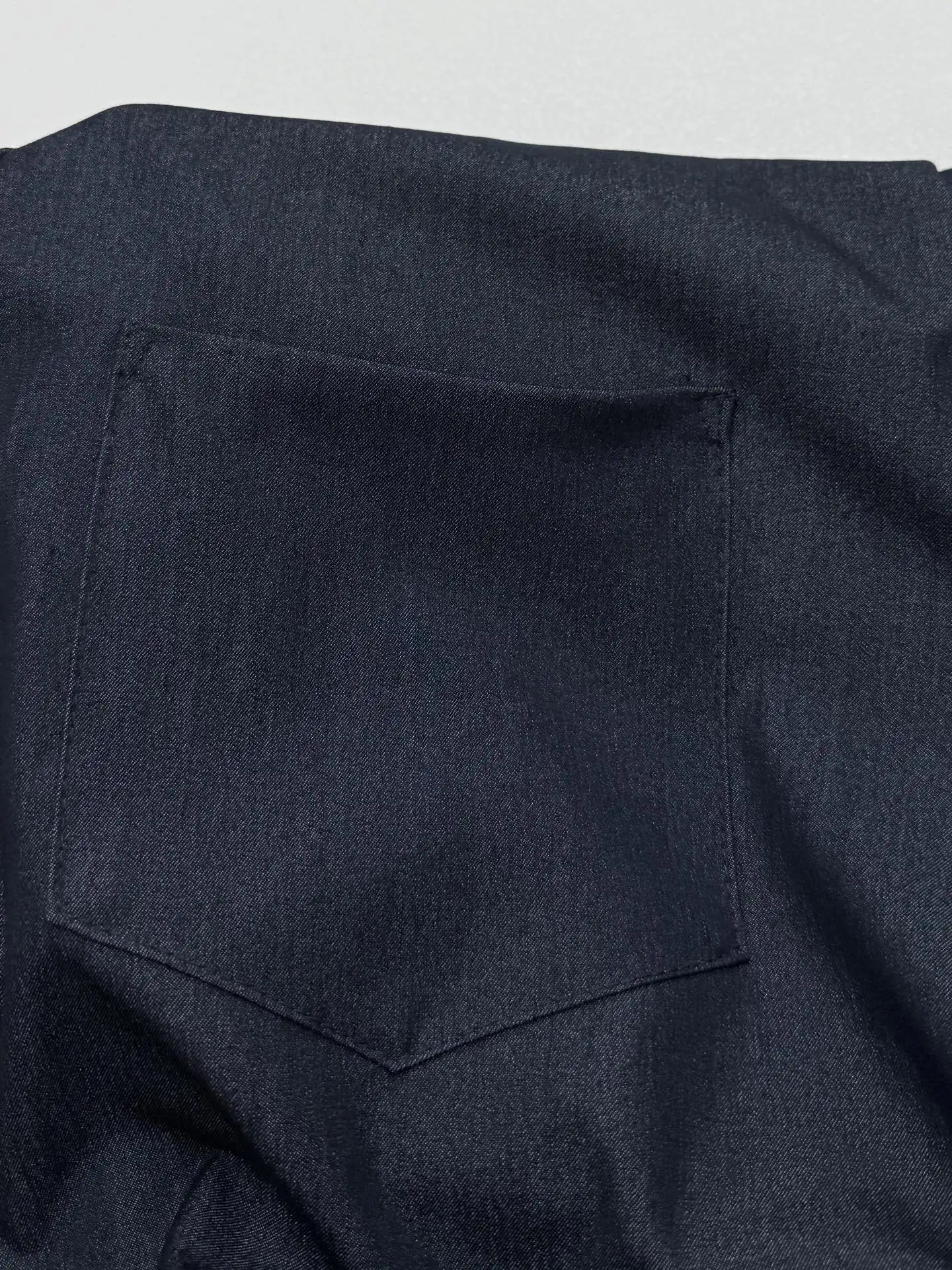 Trunk Leather Patch Long-Sleeve Shirt D27513834 — view 4
