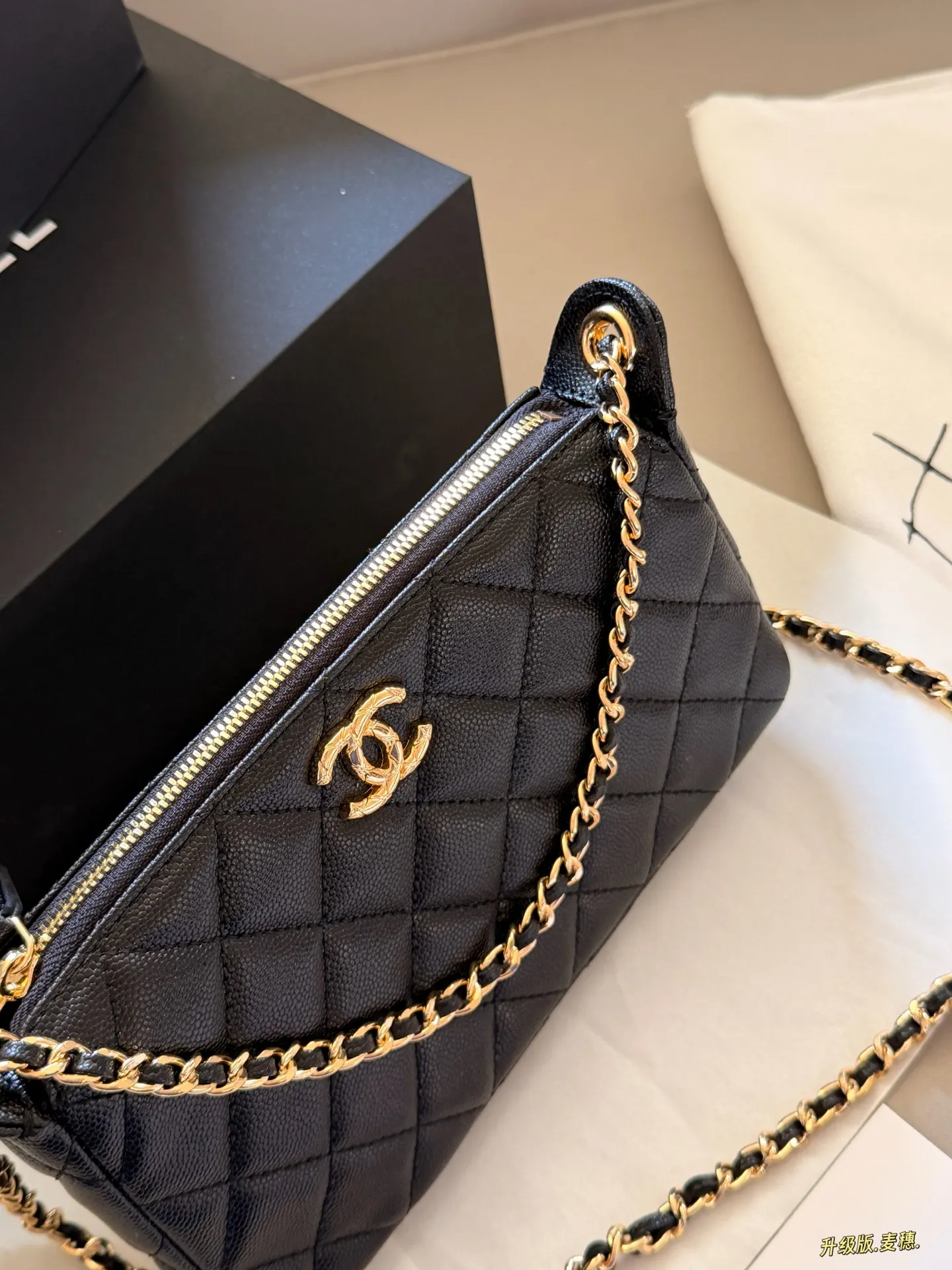 Quilted Leather Chain Shoulder Bag D27518305 — view 3