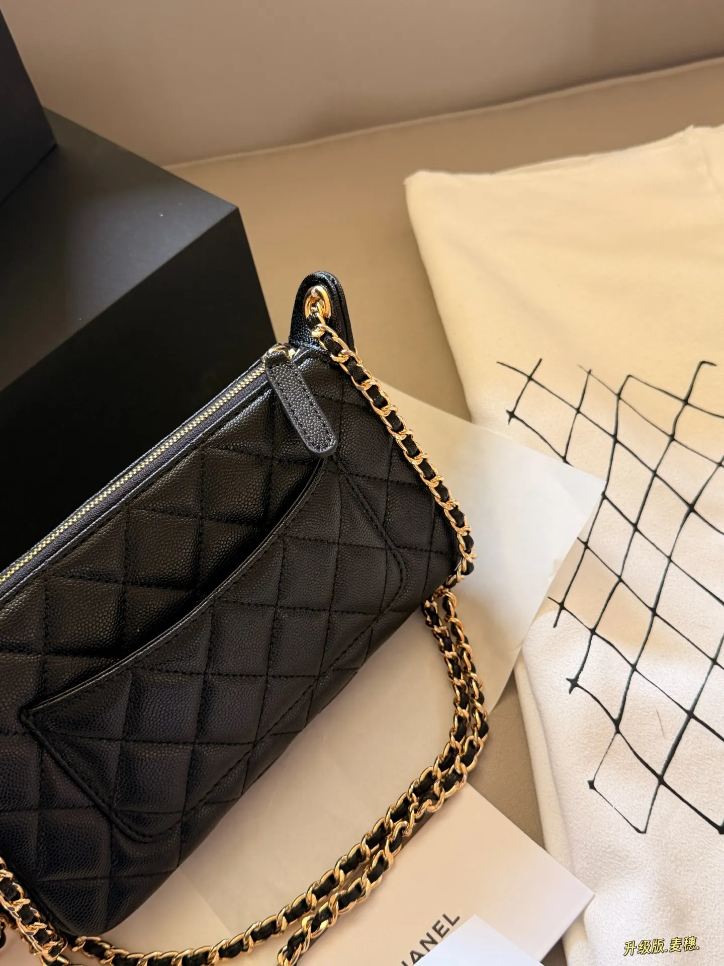Quilted Leather Chain Shoulder Bag D27518305 — view 7