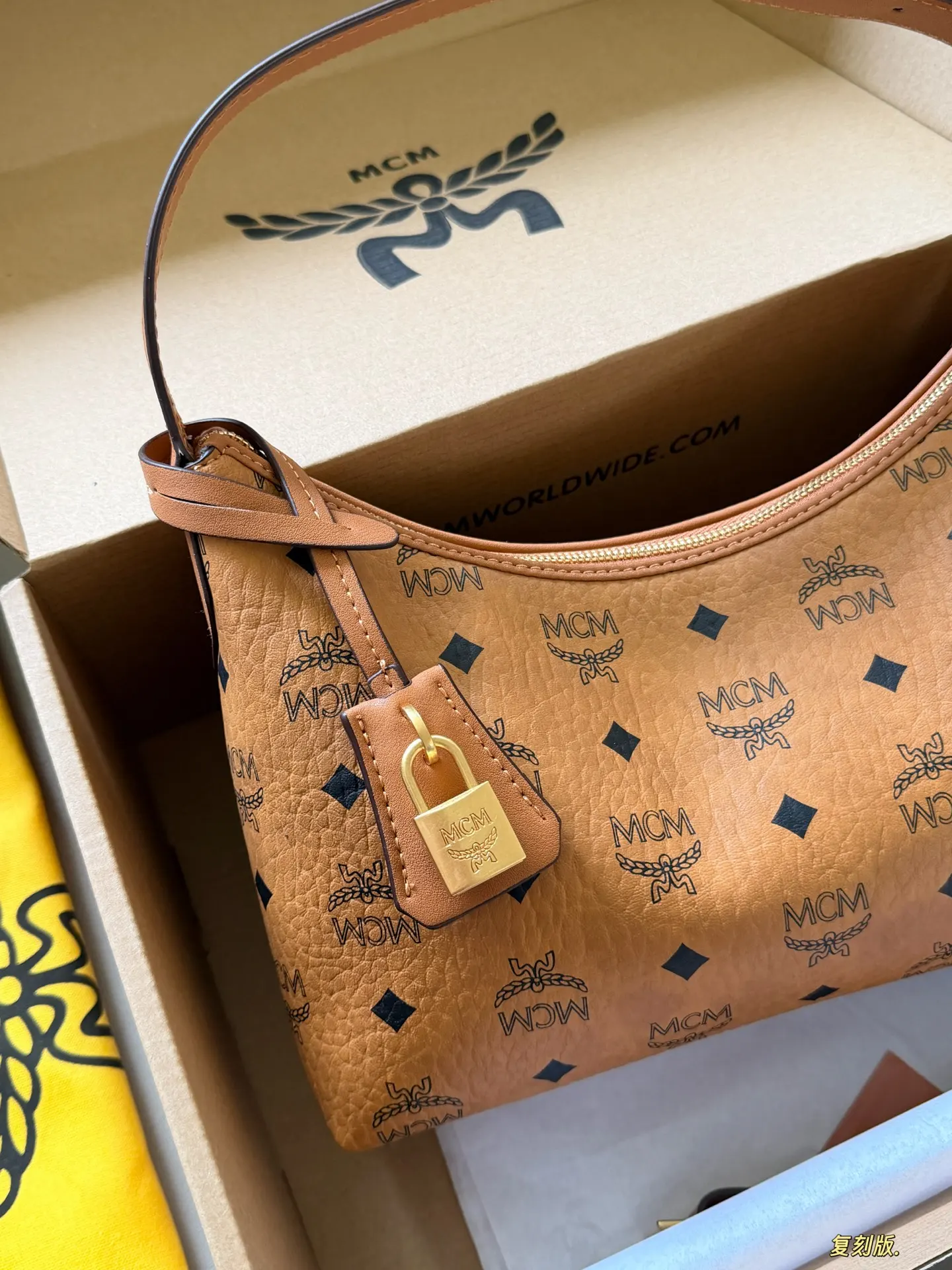 MCM Visetos Hobo Shoulder Bag D27517972 — view 3