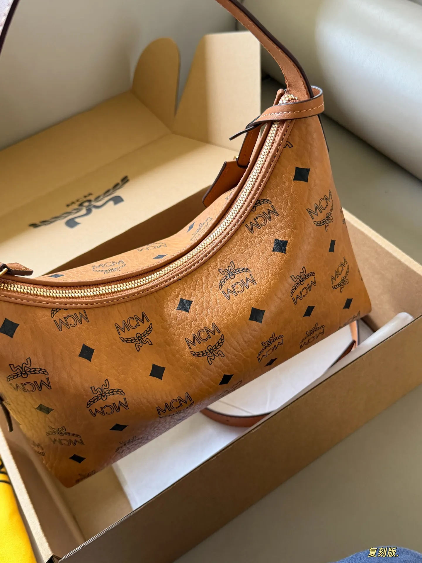 MCM Visetos Hobo Shoulder Bag D27517972 — view 6
