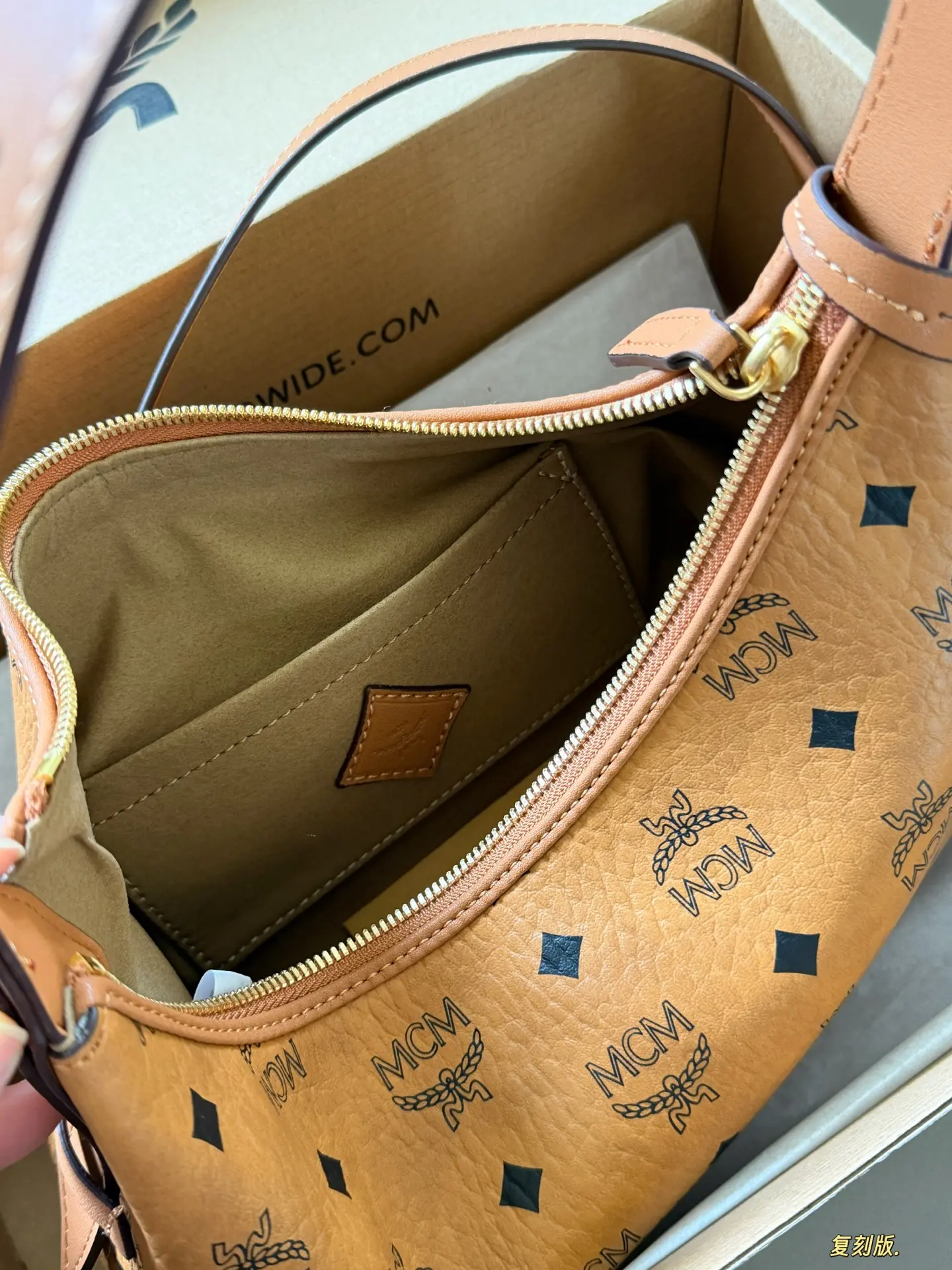 MCM Visetos Hobo Shoulder Bag D27517972 — view 9