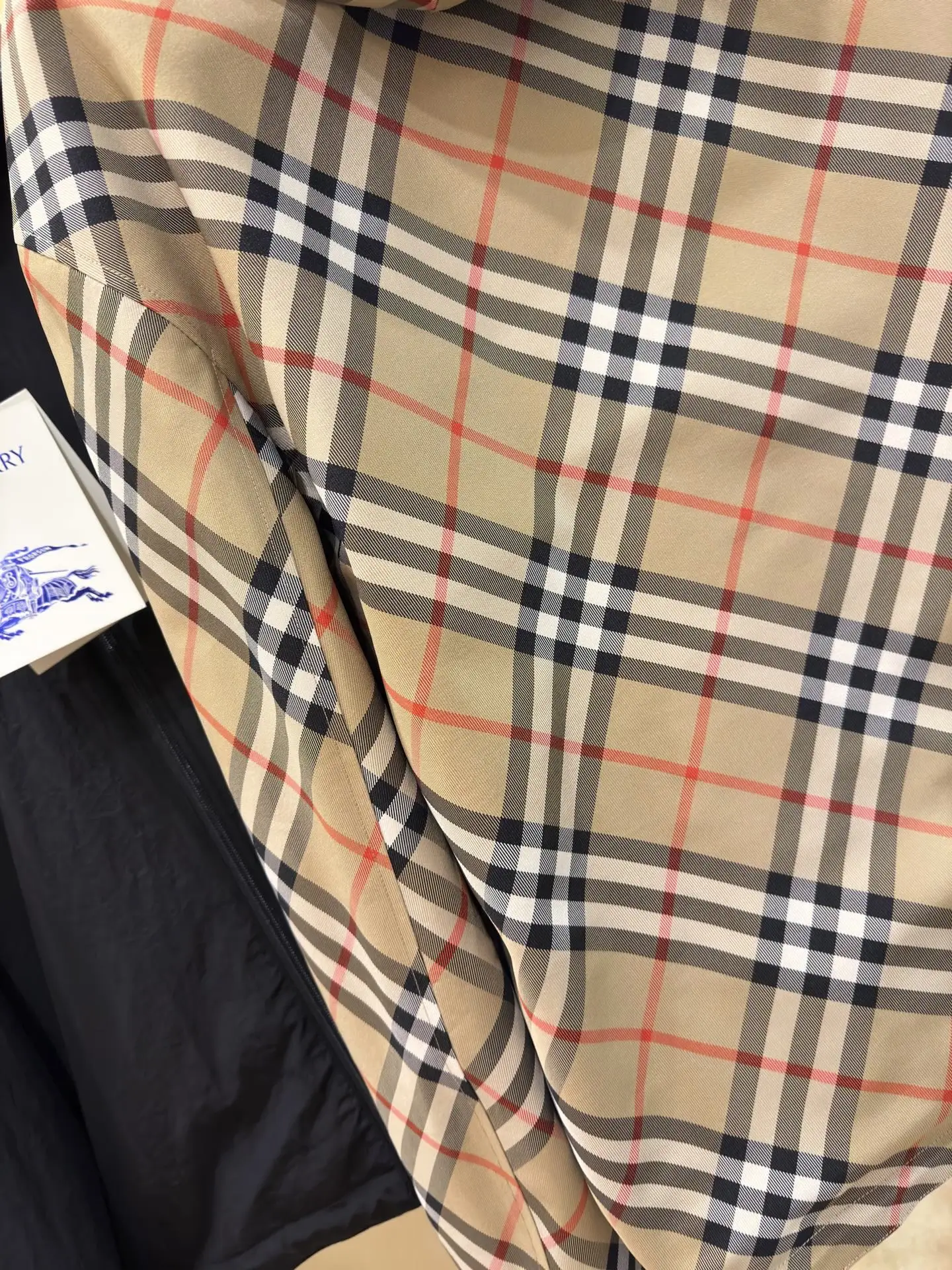 Reversible Check Hooded Jacket D27515997 — view 11