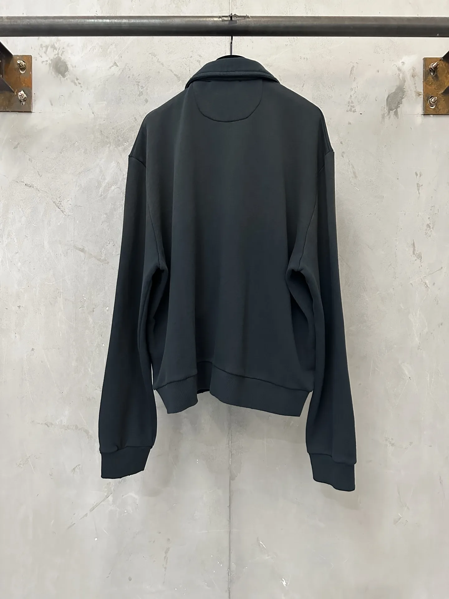 Logo-Embroidered Distressed Zip-Up Sweatshirt D28023713 — view 2
