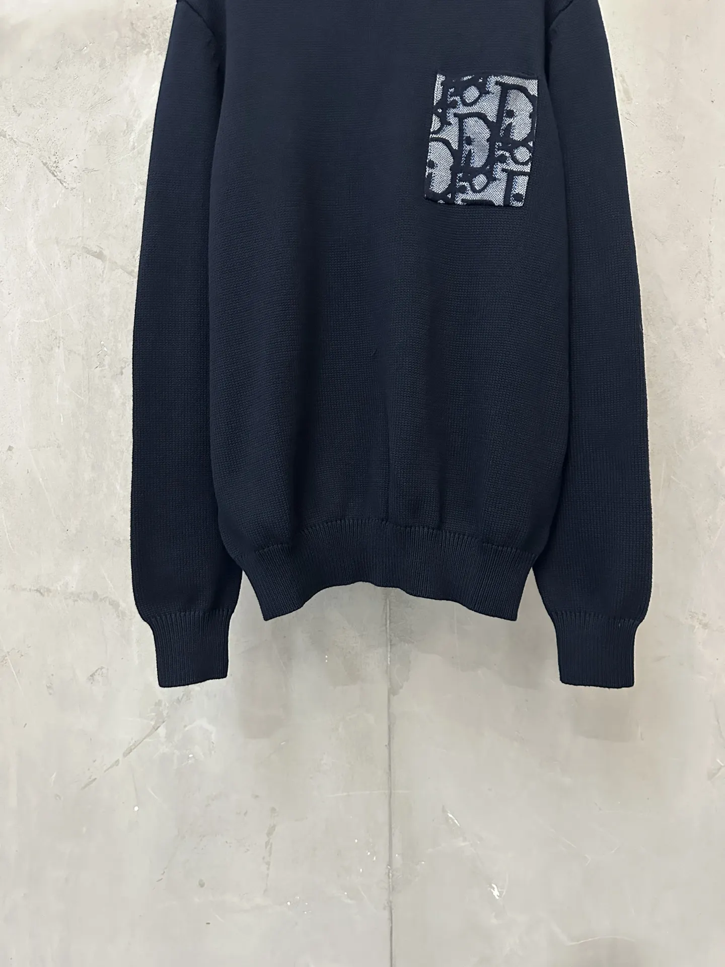 Oblique Jacquard Pocket Cotton Sweater D28023085 — view 4