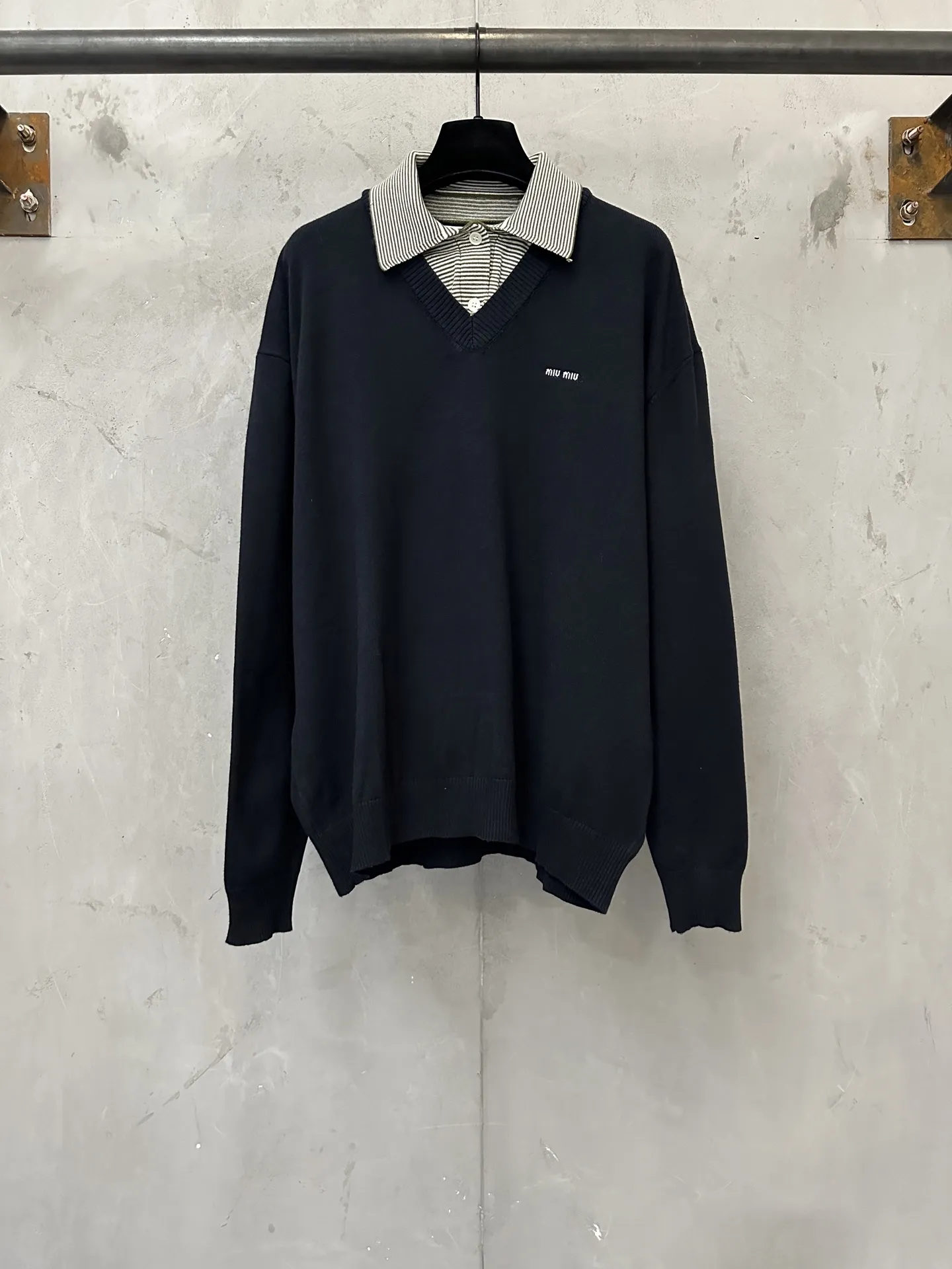Layered-Look Striped Polo Collar Knit Sweater D28018943