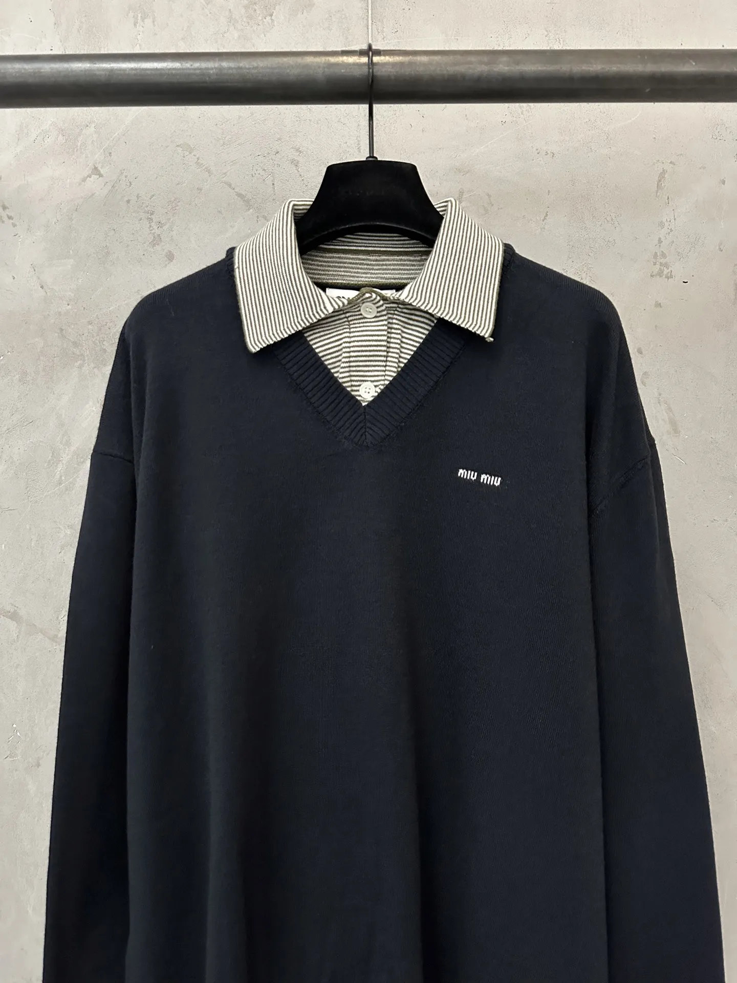 Layered-Look Striped Polo Collar Knit Sweater D28018943 — view 3