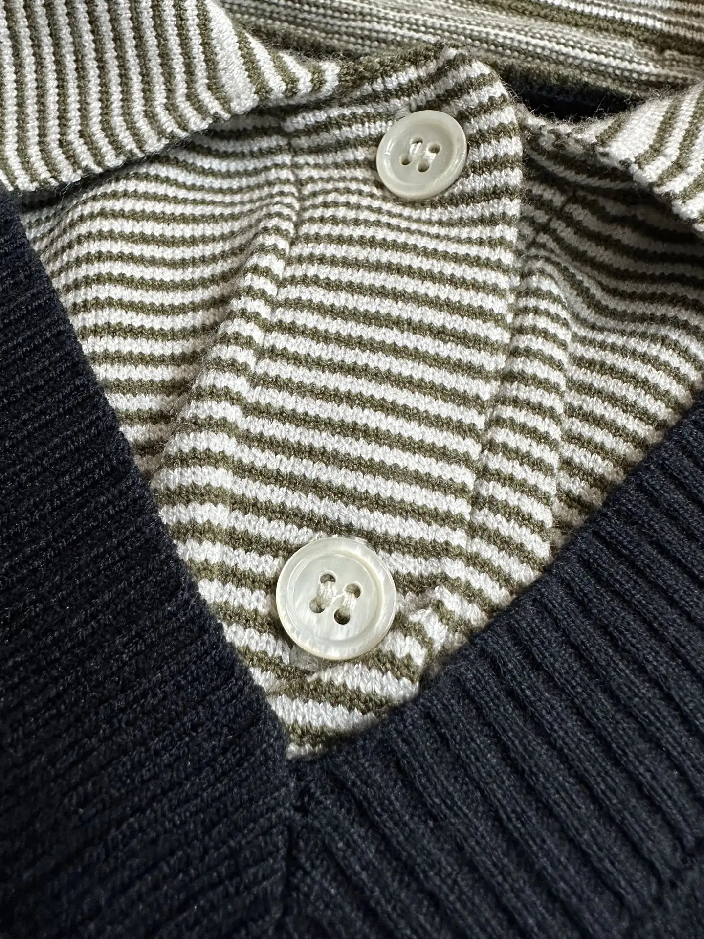 Layered-Look Striped Polo Collar Knit Sweater D28018943 — view 7