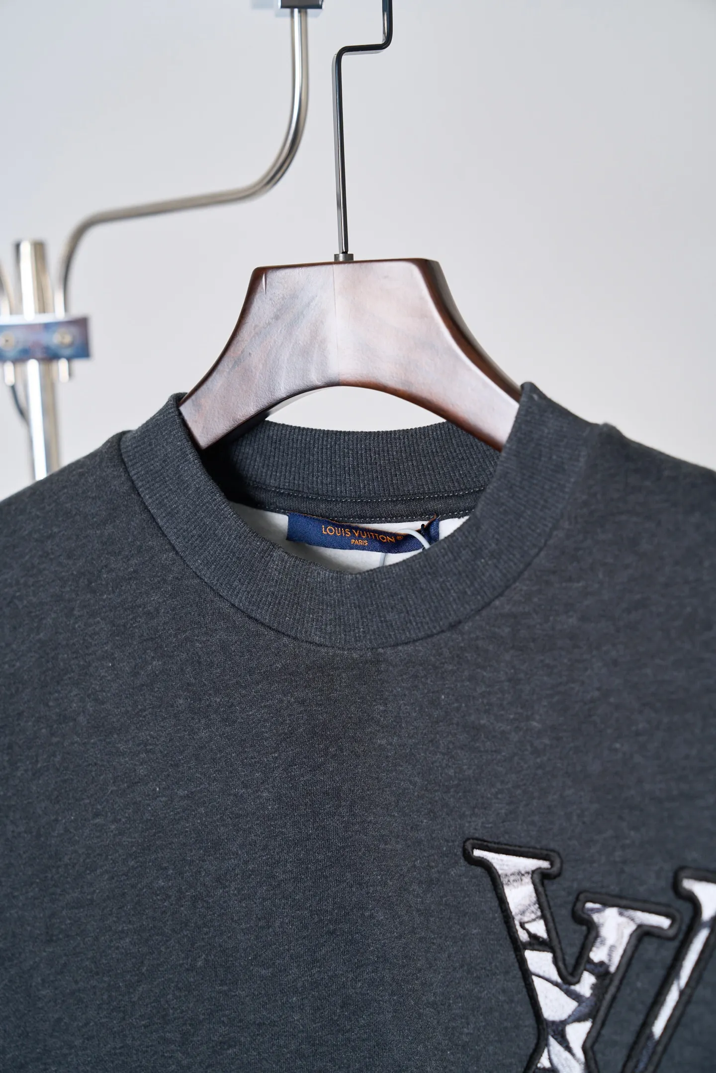 Embroidered Logo Fleece Sweatshirt D28019113 — view 4